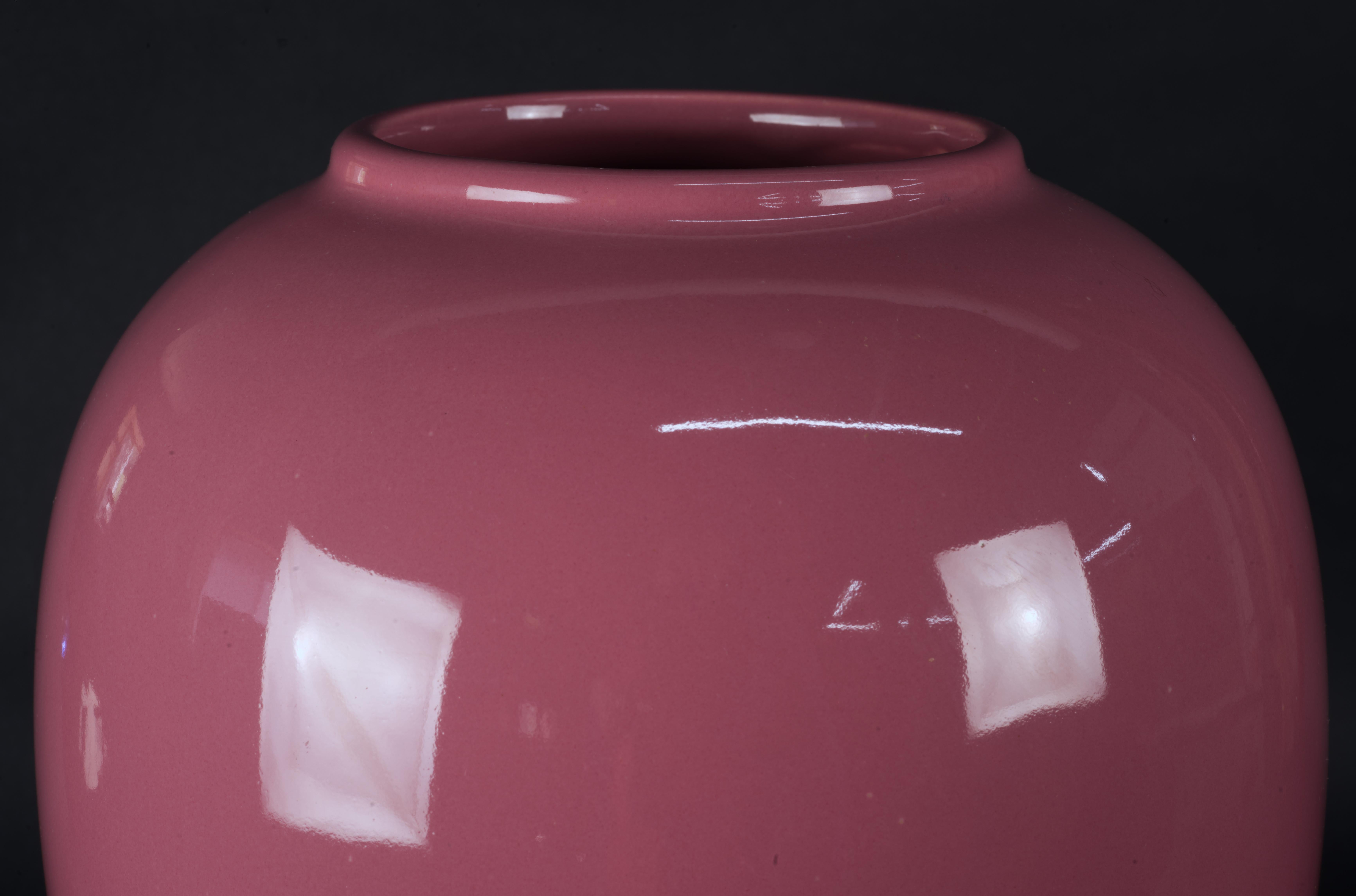 Minimalist Royal Haeger Large Mauve Pink Vase For Sale