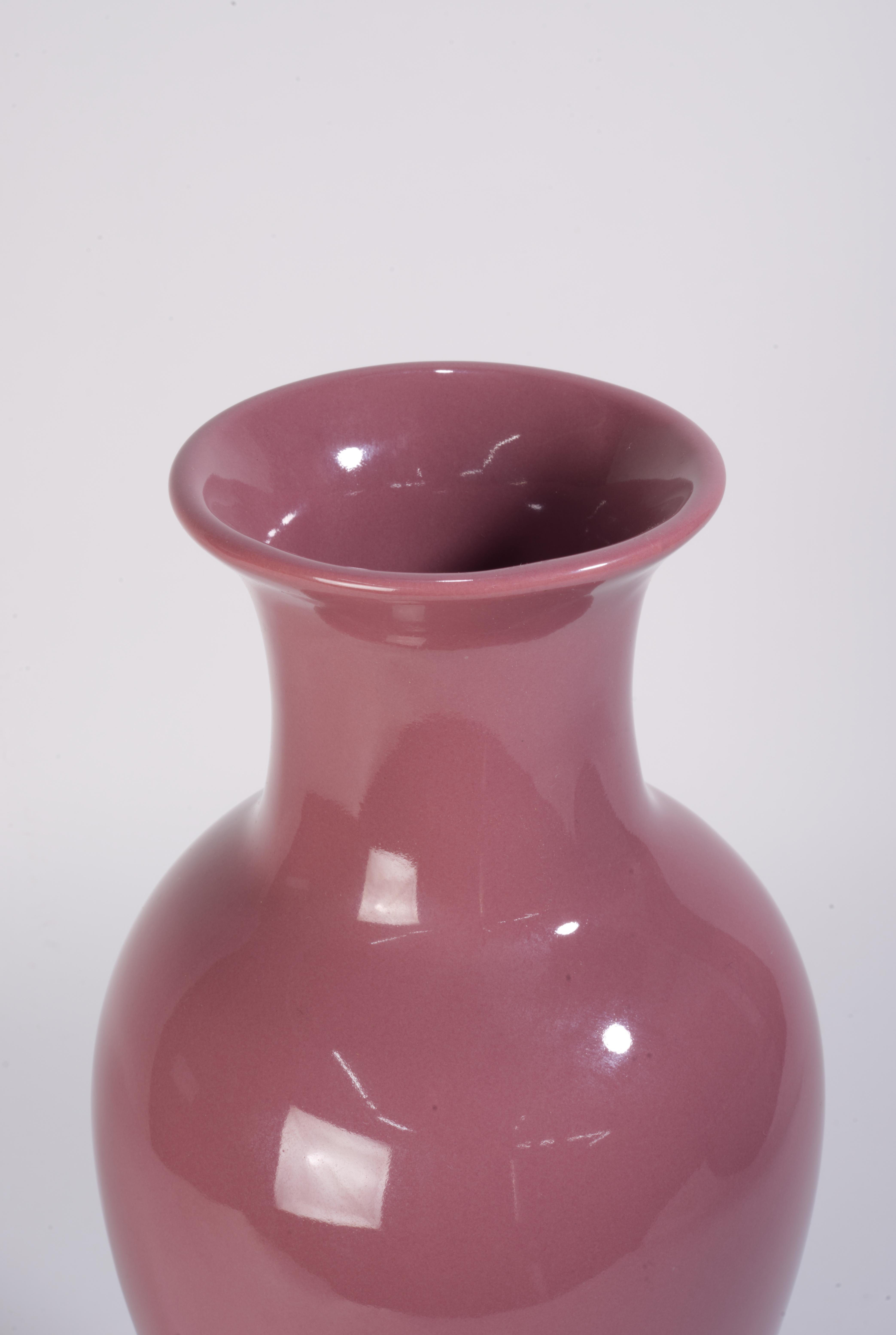 Glazed Royal Haeger Mauve Pink Elongated Vase For Sale