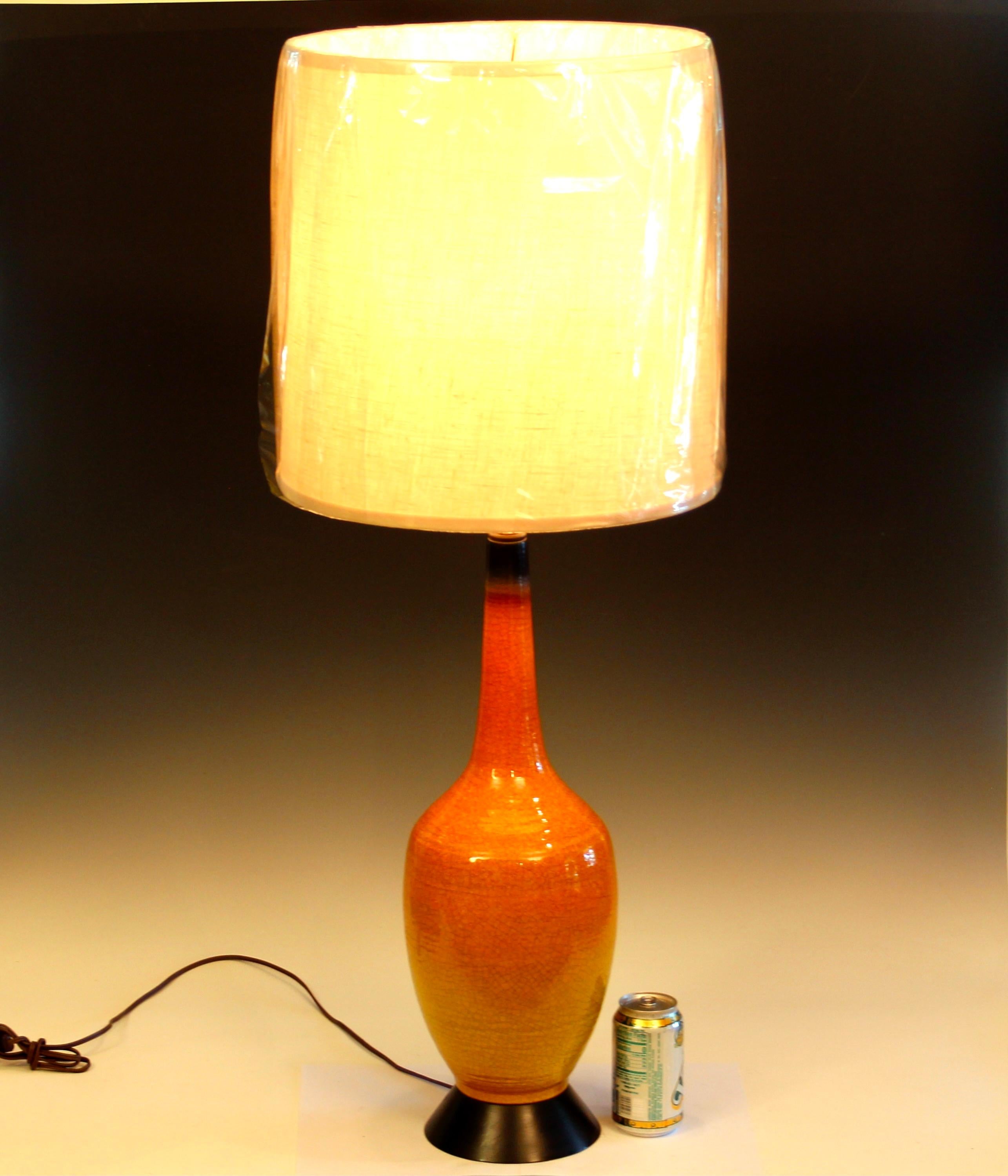 Molded Royal Haeger Pottery Lamp Sunrise Crackle Glaze Vintage 1960s Retro