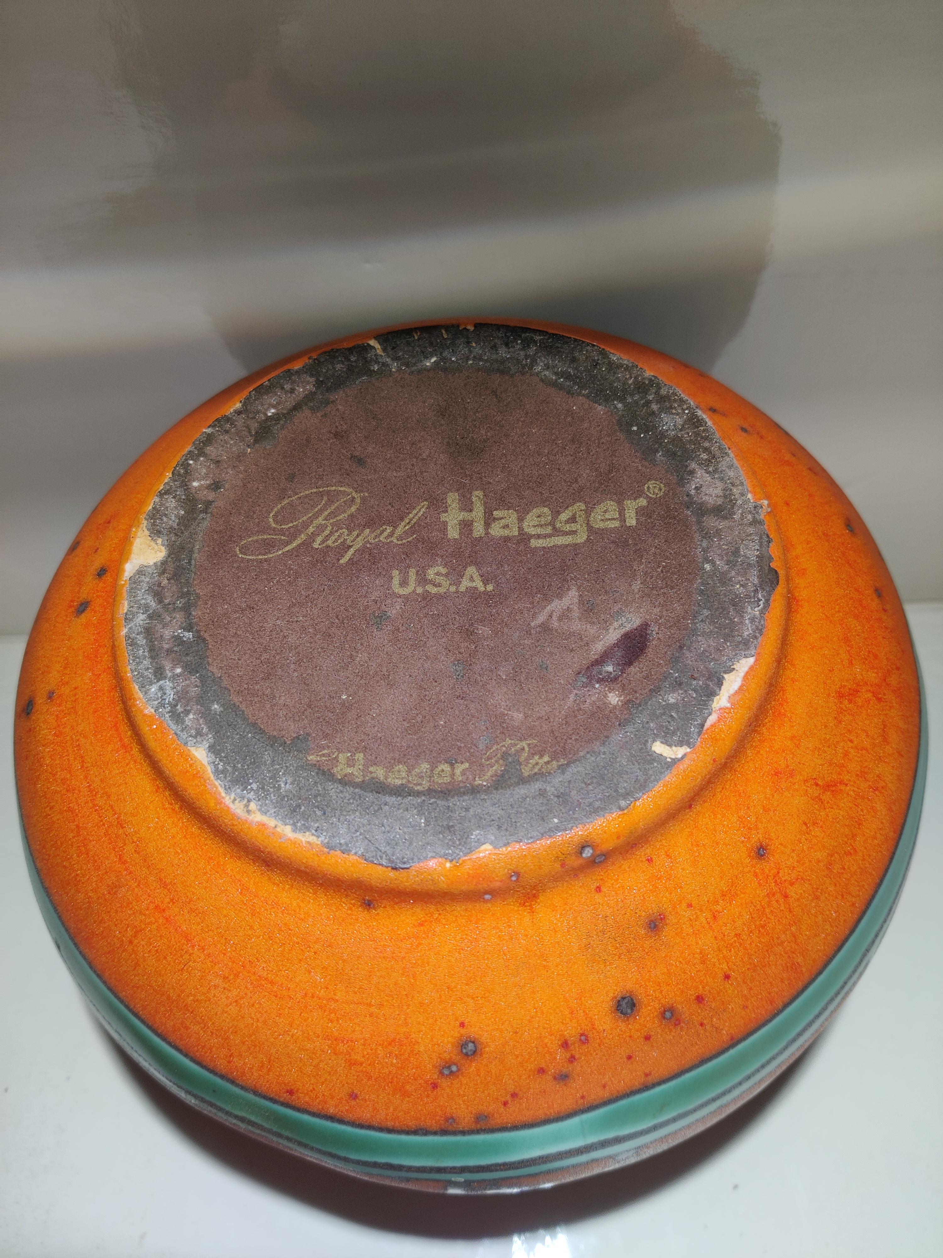 Poterie Royal Haeger Vessell orange et turquoise en vente 1