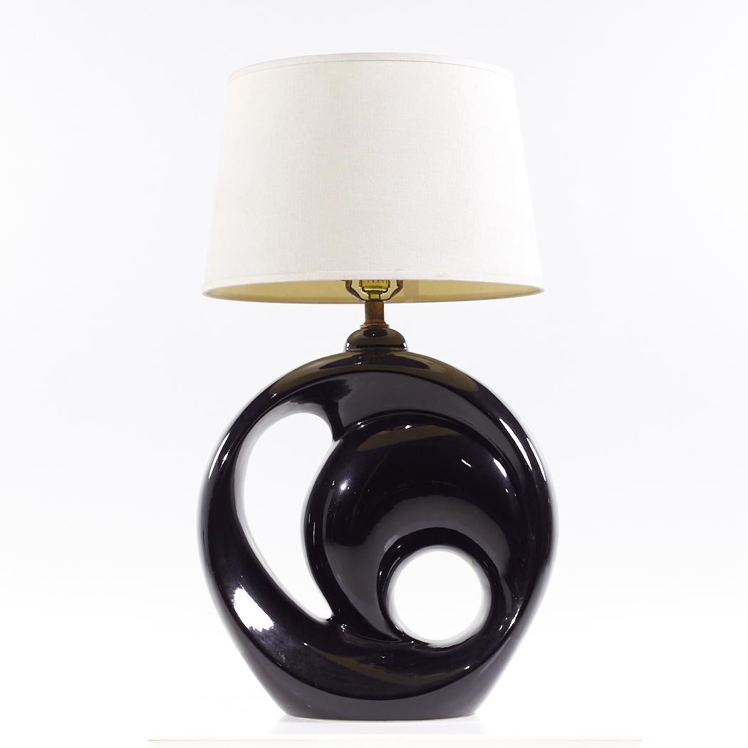 American Royal Haeger Style Postmodern Black Swirl Pottery Lamps For Sale