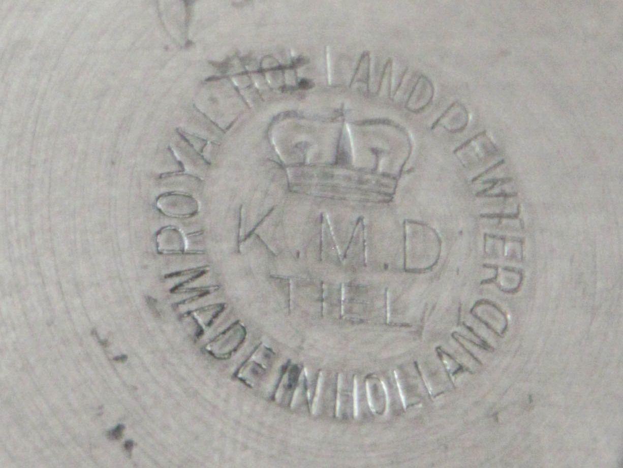 Cafetière danoise Royal Holland en étain et teck des années 1960 KMD Tiel Daalderop en vente 4