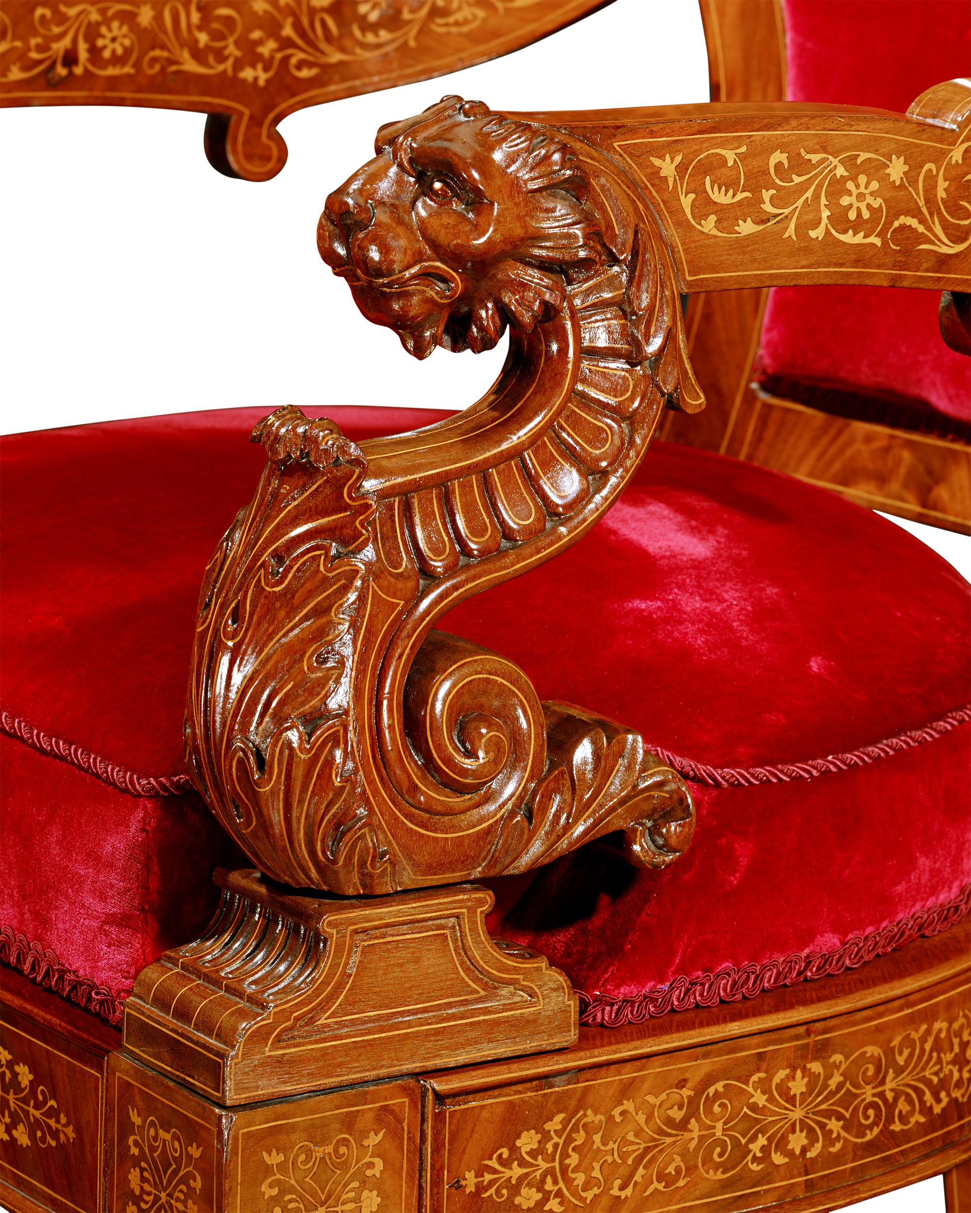 Bureau et fauteuil d'écriture italien royal en vente 5