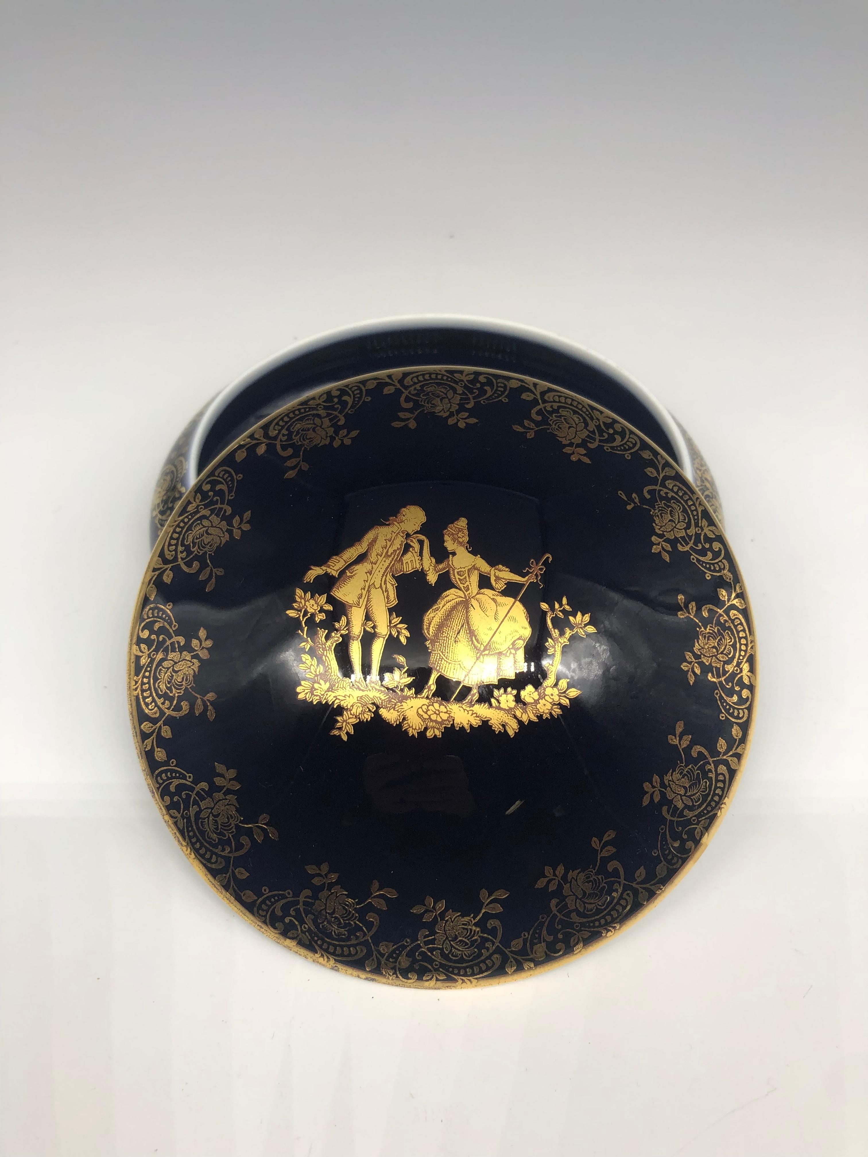 Caja de baratijas de porcelana azul y dorada Royal Limoges Francia Francés