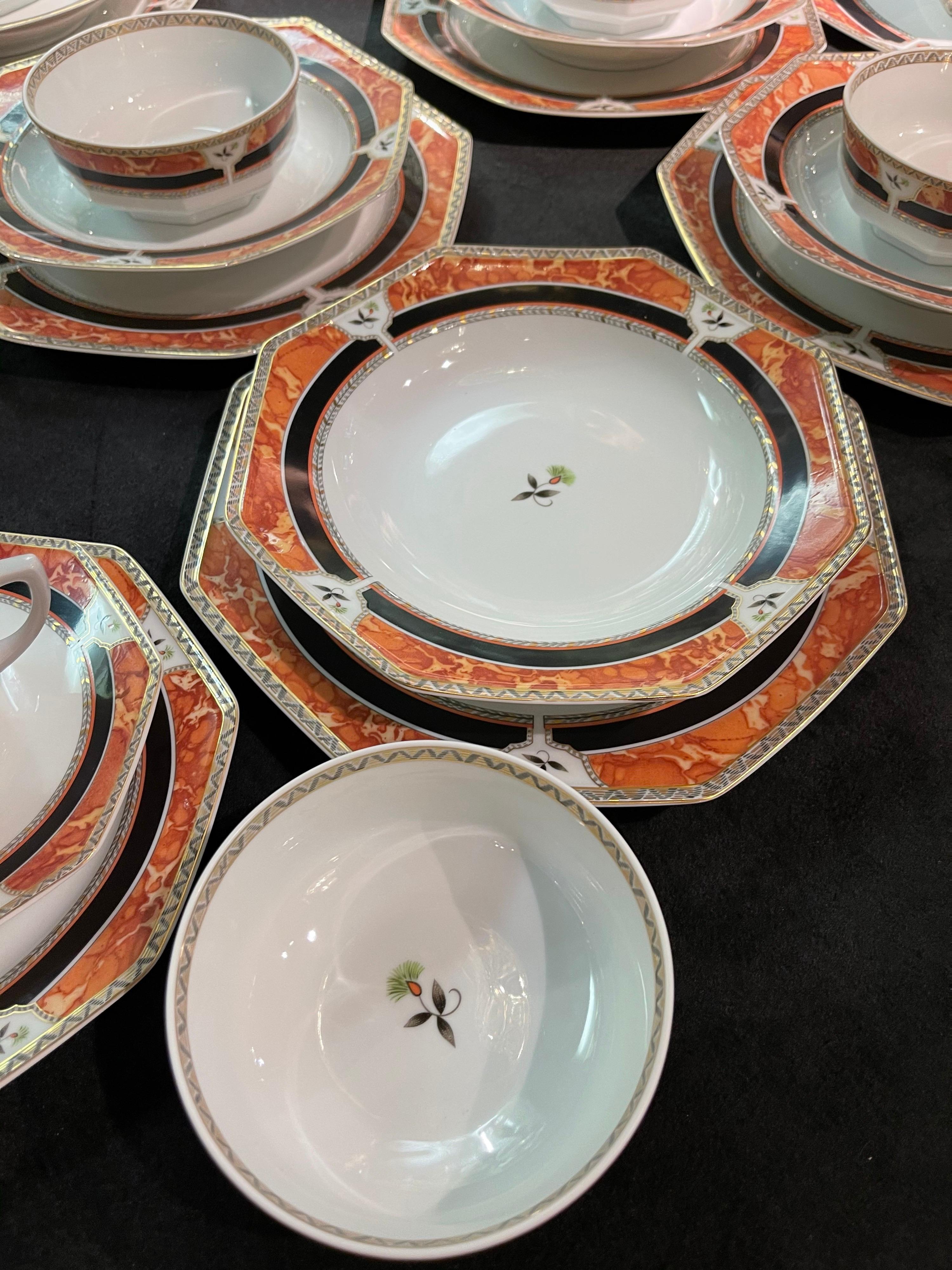 Royal Limoges Hardrien porcelain tea, coffee and dinner service. For Sale 11
