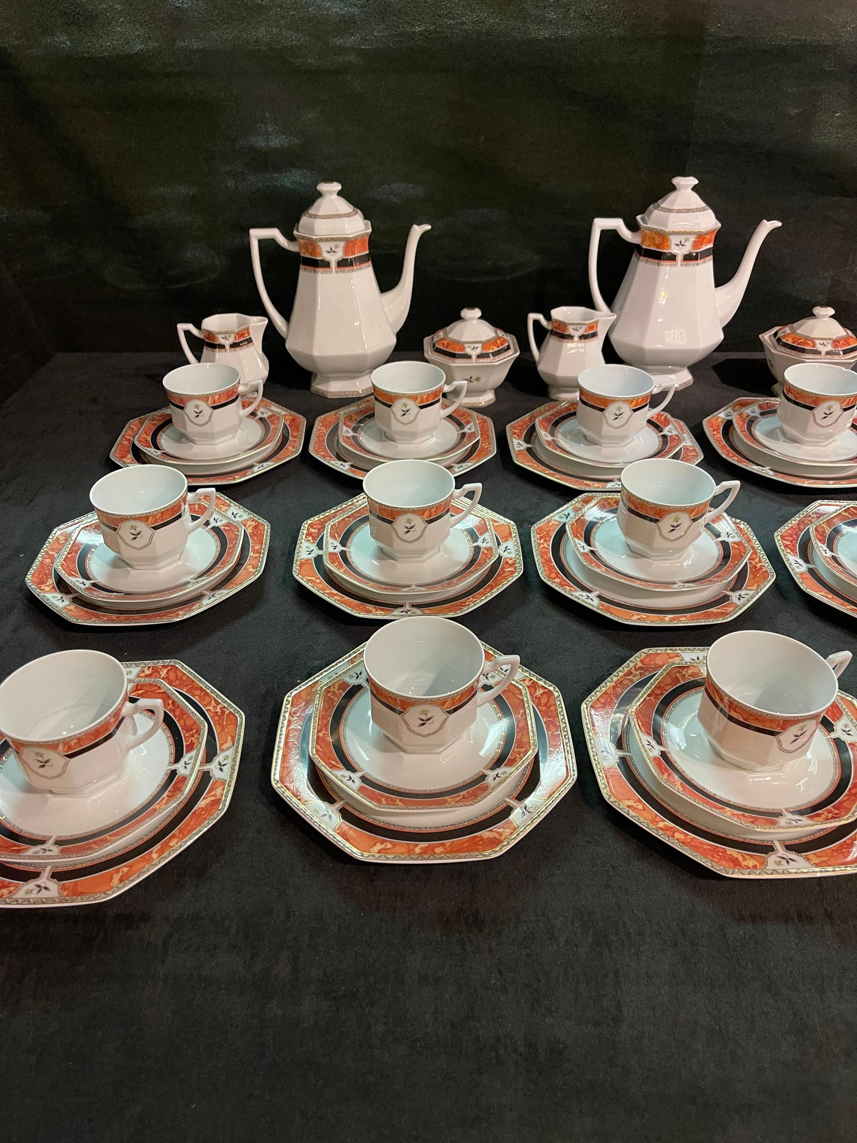 Royal Limoges Hardrien porcelain tea, coffee and dinner service. For Sale 4