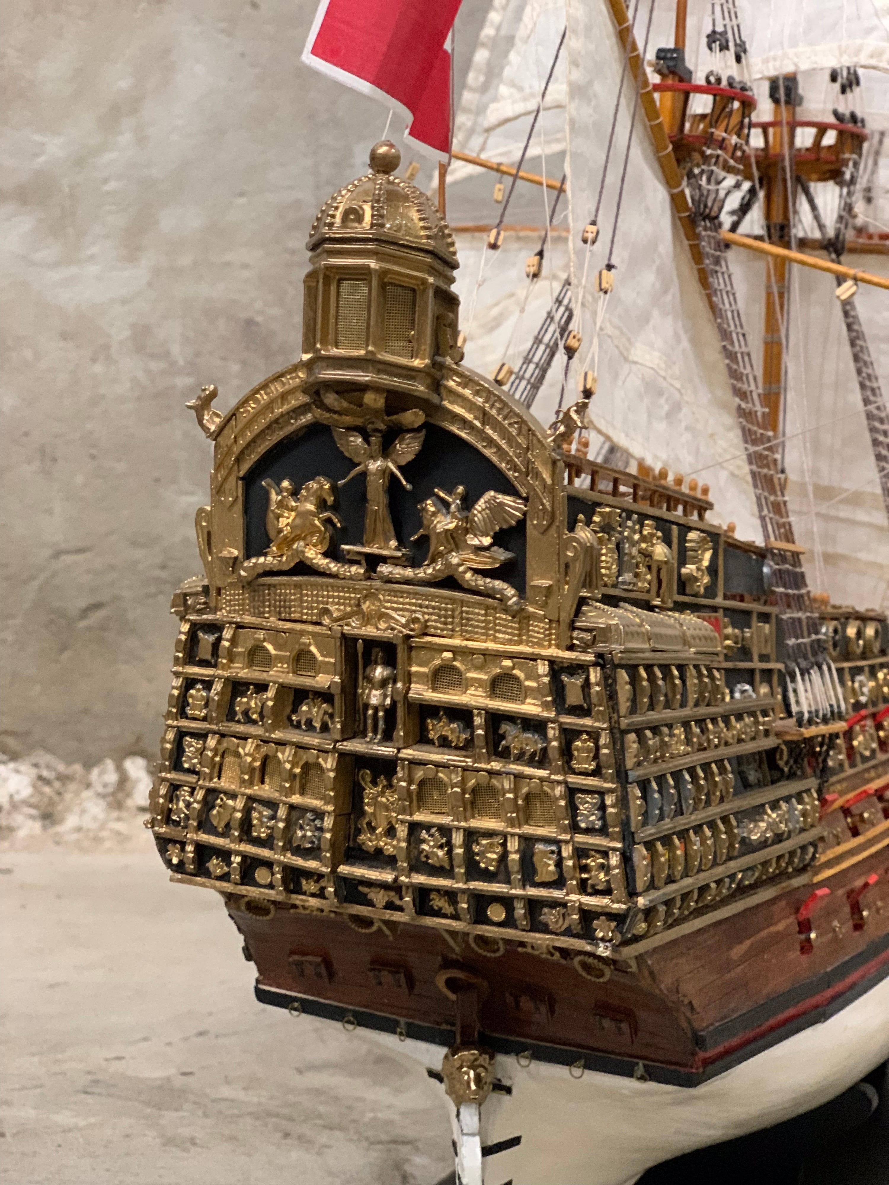 Royal Navy Sovereign of the Seas 1637, Großes Schiffsmodell, Holz, Bronze 5