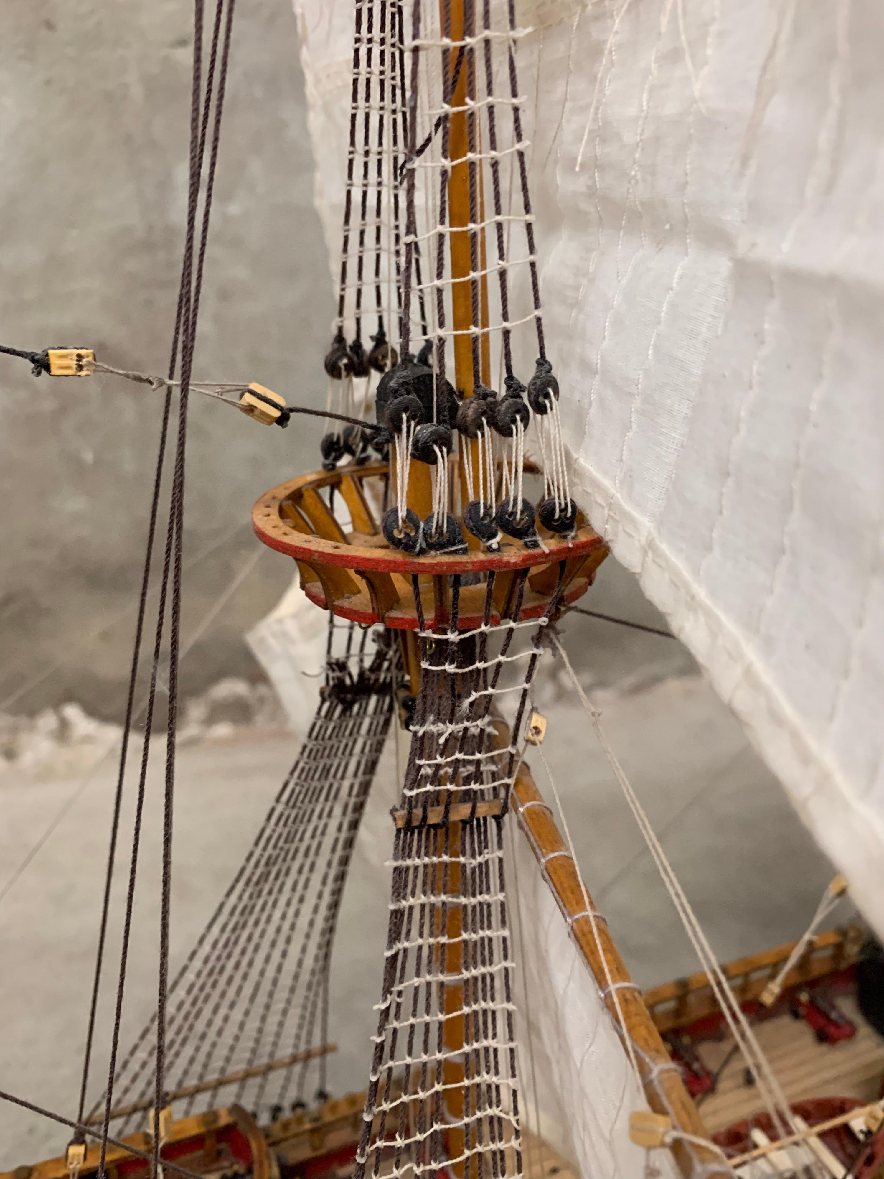 Royal Navy Sovereign of the Seas 1637, Großes Schiffsmodell, Holz, Bronze 12