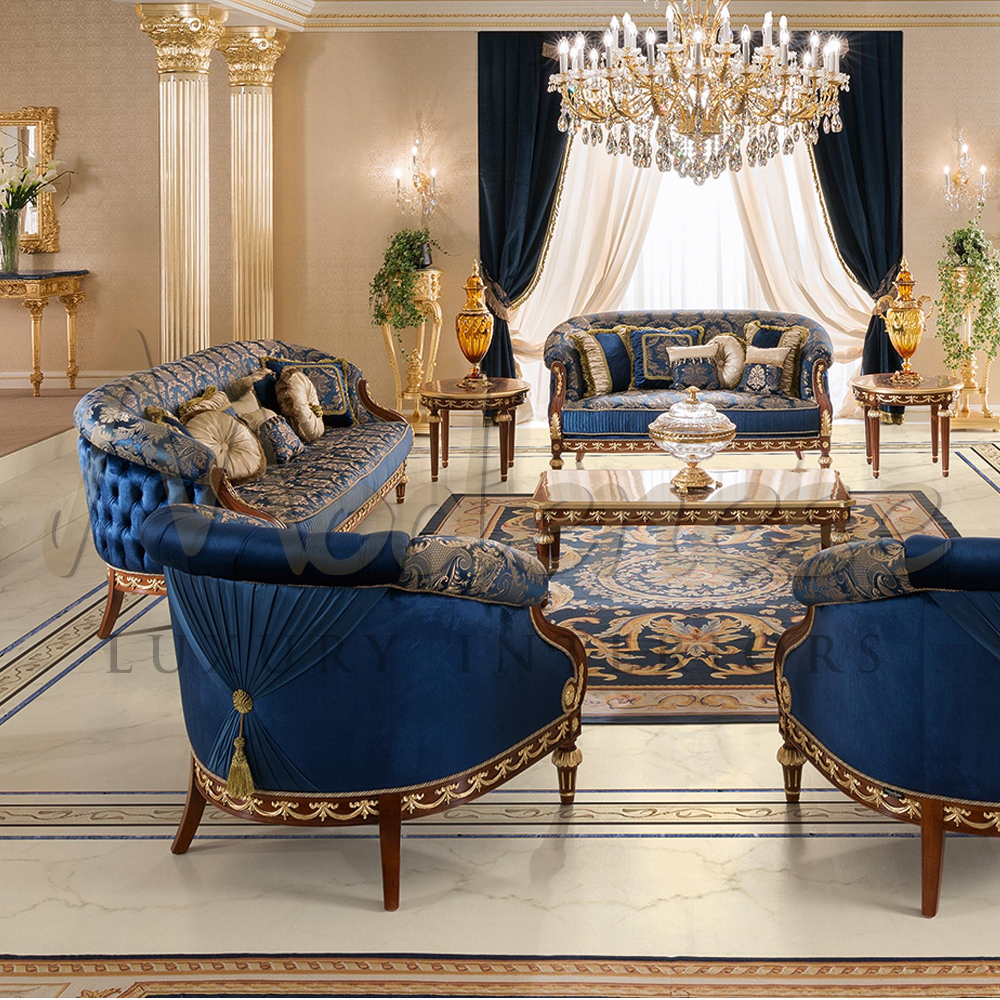 Hand-Crafted  Royal Neoclassical Sofa in High Quality Cherry Wood and Shiny Gold Leaf Decor For Sale