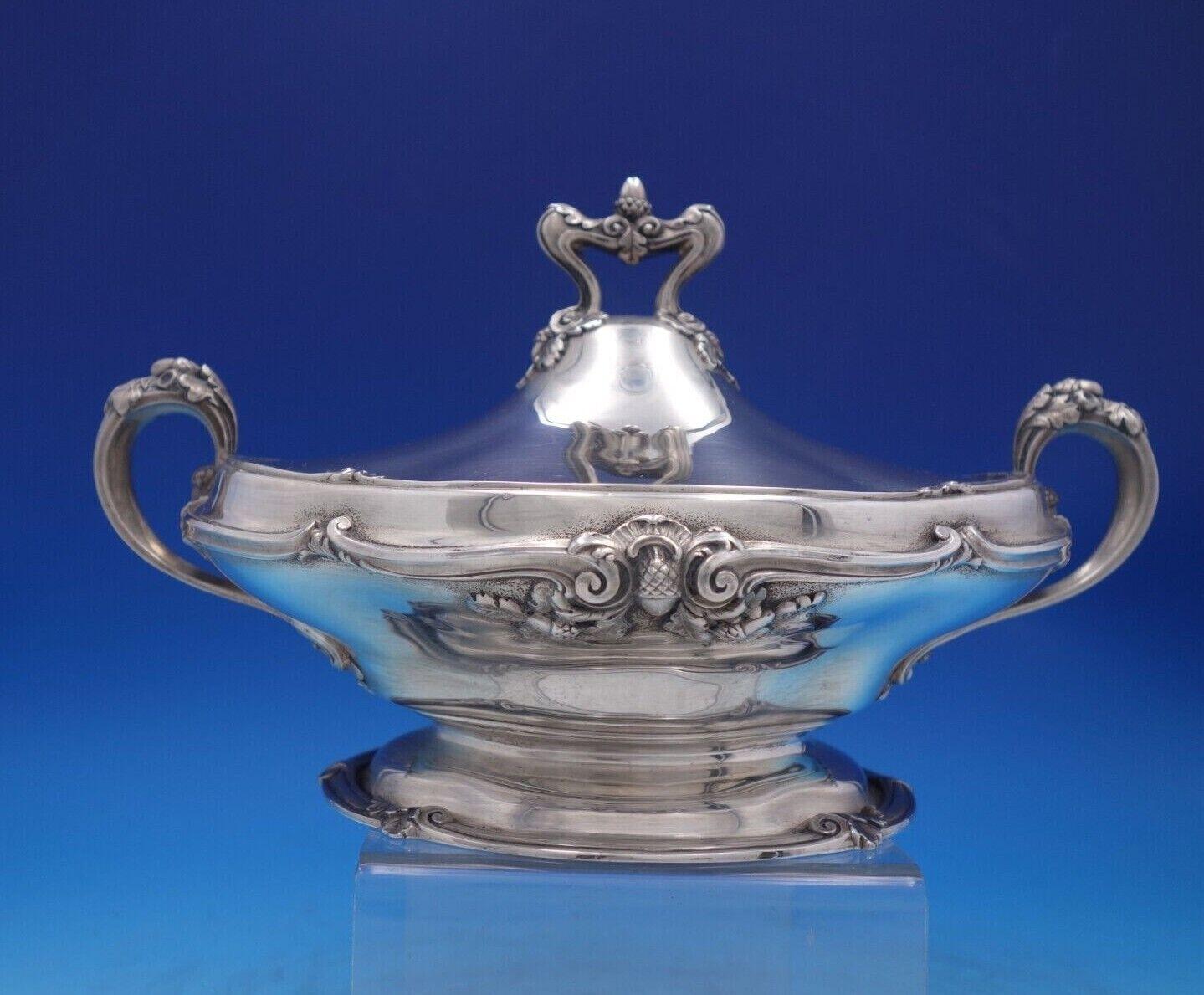 Royal Oak by Gorham

Gorgeous Royal Oak by Gorham sterling silver soup tureen marked #A5102. This tureen measures 6