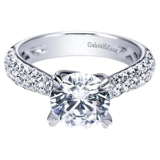 Royal Pave Verlobungshalterung mit Fancy Tiffany-Diamant