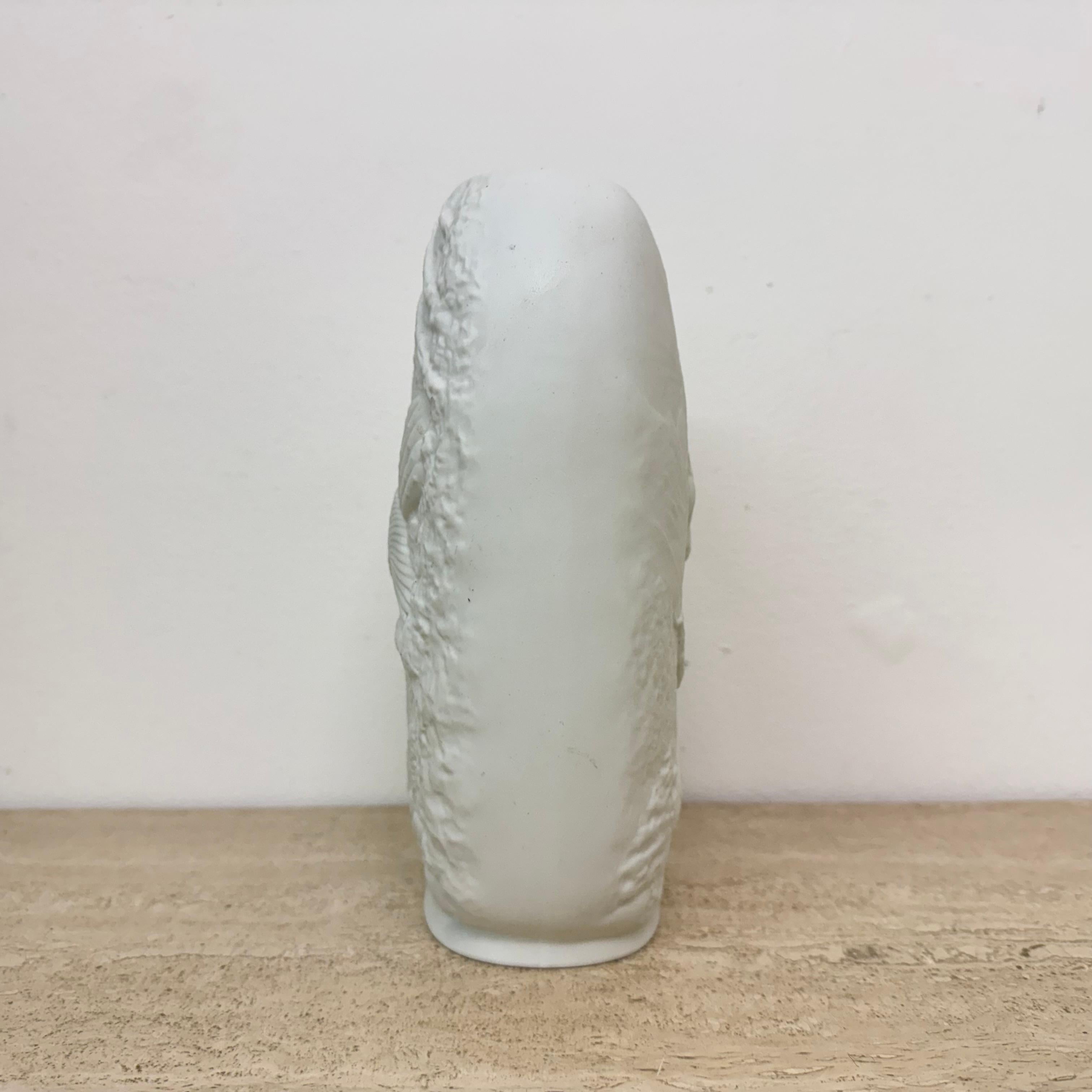 Vaso in bisquit di Royal Porcelain KPM Germania in vendita 5
