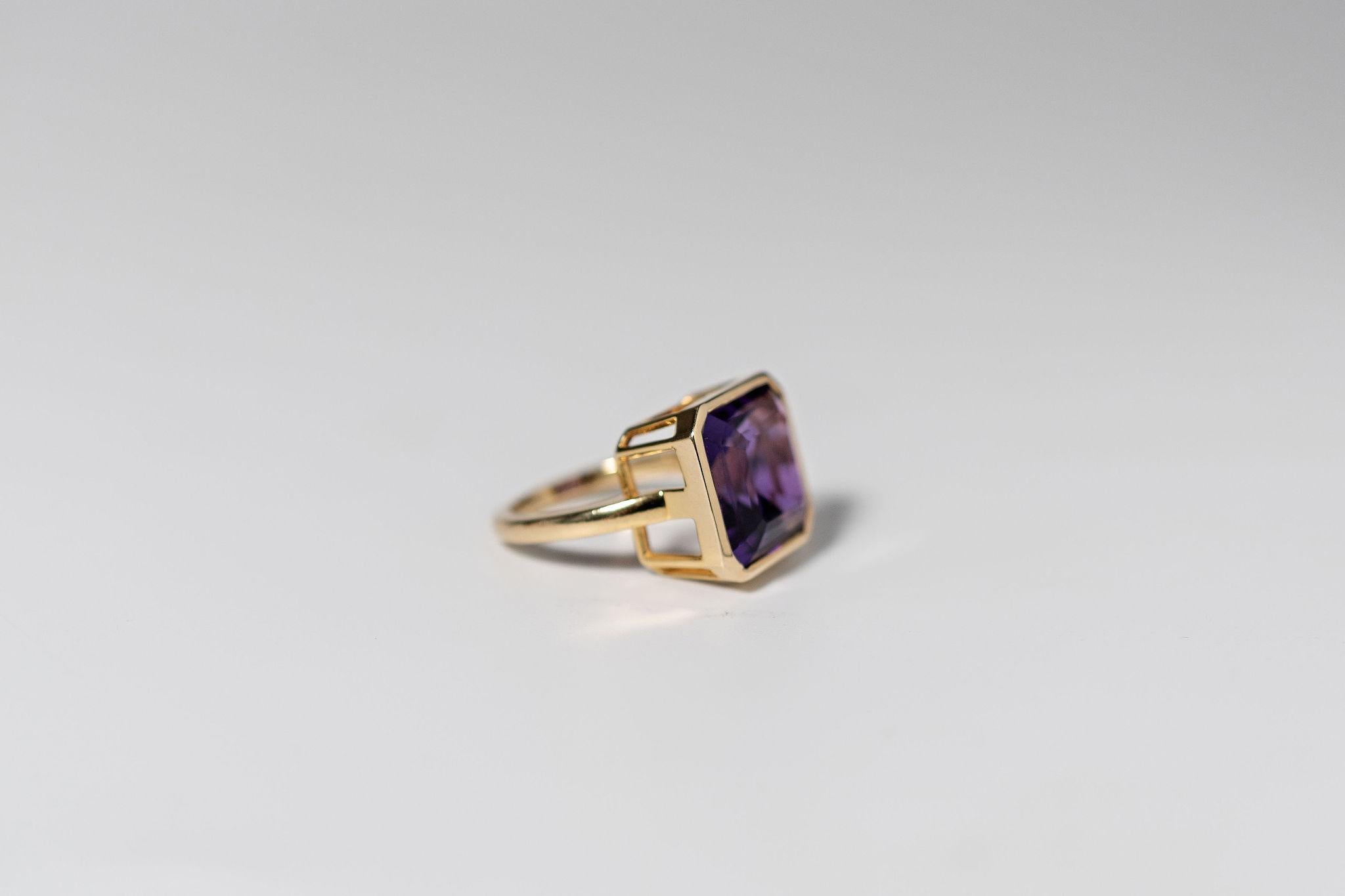 Modern Royal Purple AAAA 7.88 Carat Amethyst Pinky Ring, Bezel Set 14k Yellow Gold