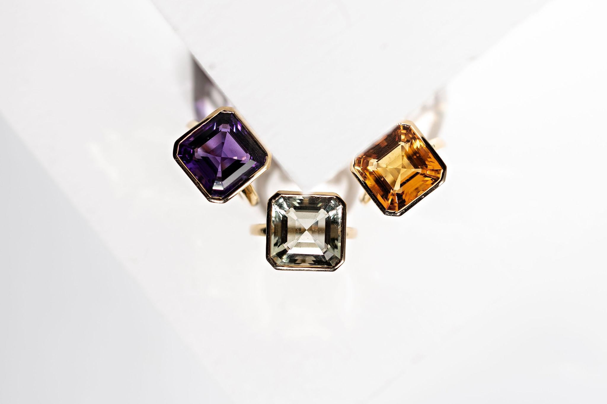 Royal Purple AAAA 7.88 Carat Amethyst Pinky Ring, Bezel Set 14k Yellow Gold 2