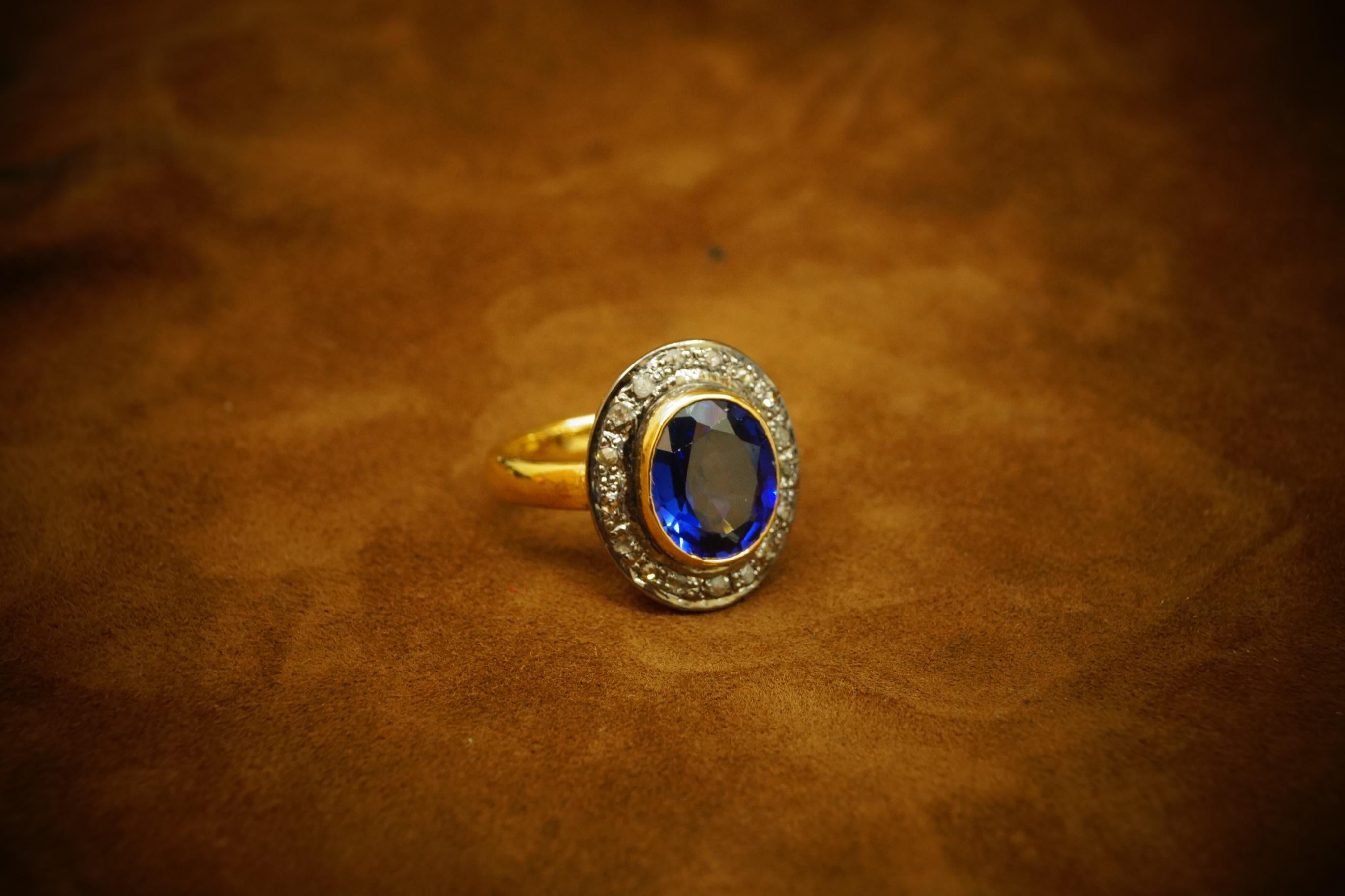 Edwardian Royal Ring Natural uncut diamonds sterling silver Blue Sapphire statement ring For Sale