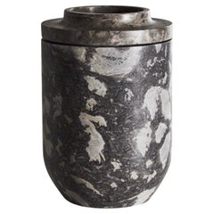 Royal S Vase by Kreoo