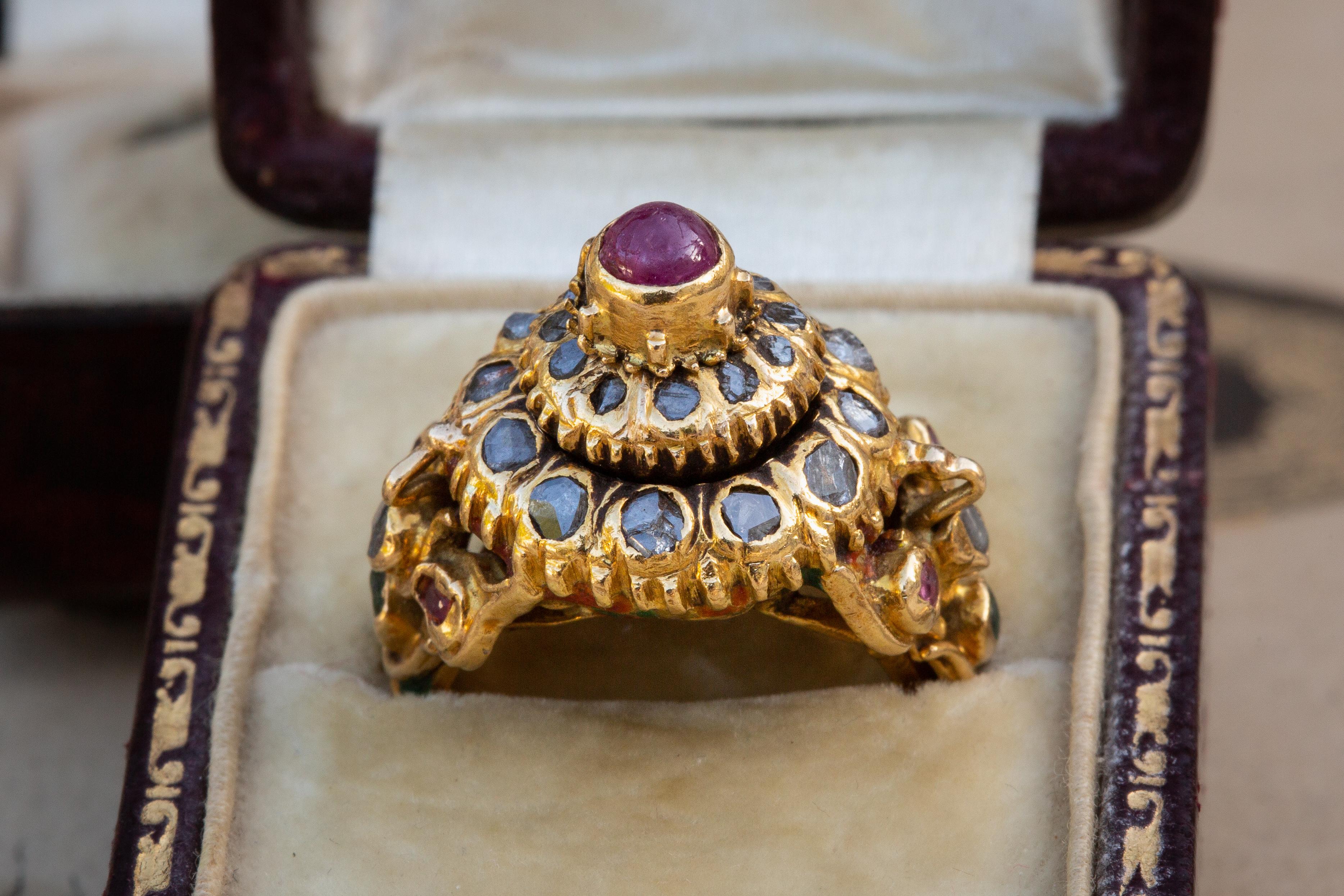 Royal Siam 'Thai' Museum-Grade 18th Century Ayutthaya Ceremonial Ring For Sale 7