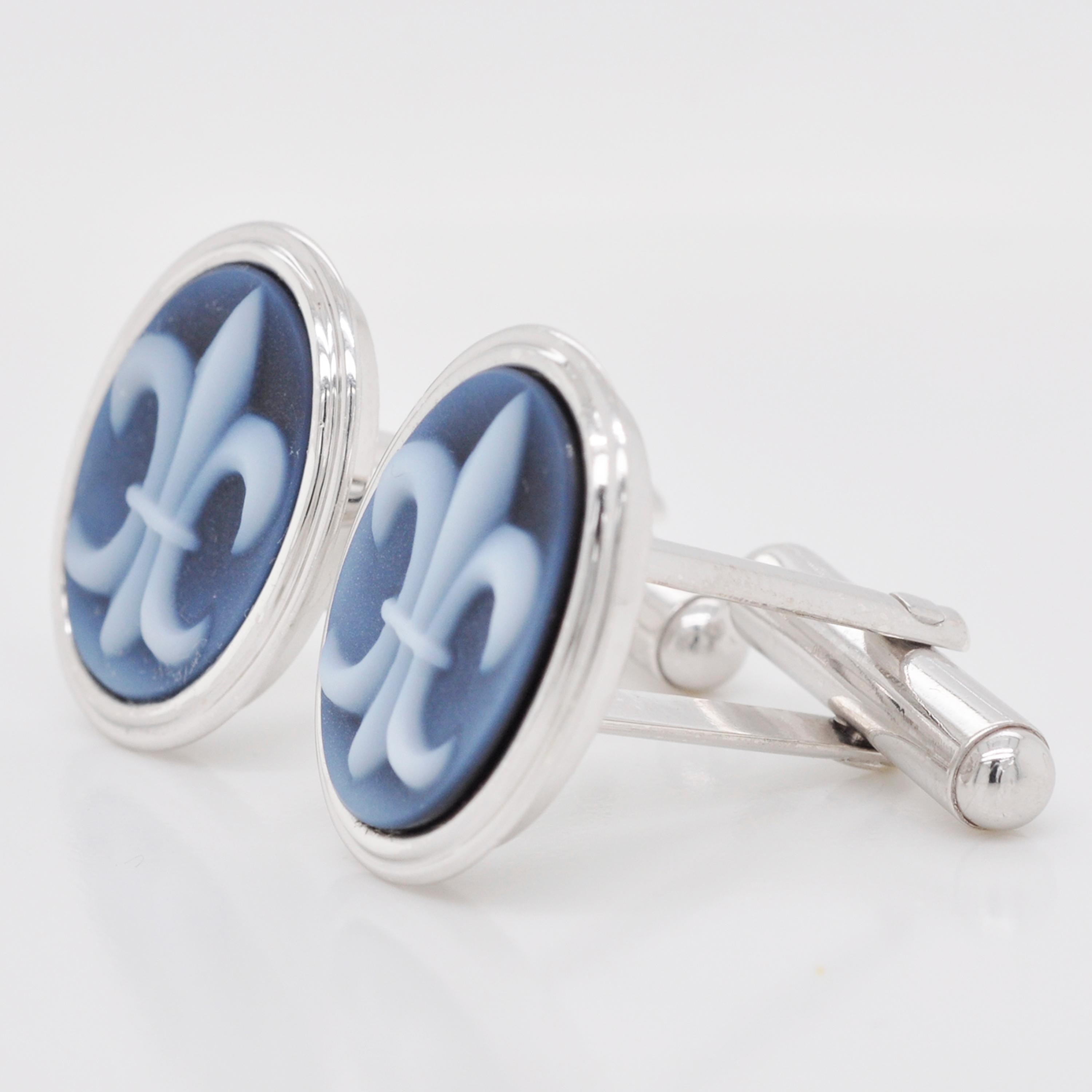 Oval Cut Royal Symbol Fleur-de-Lis Agate Carving Sterling Silver Gemstone Cufflinks For Sale