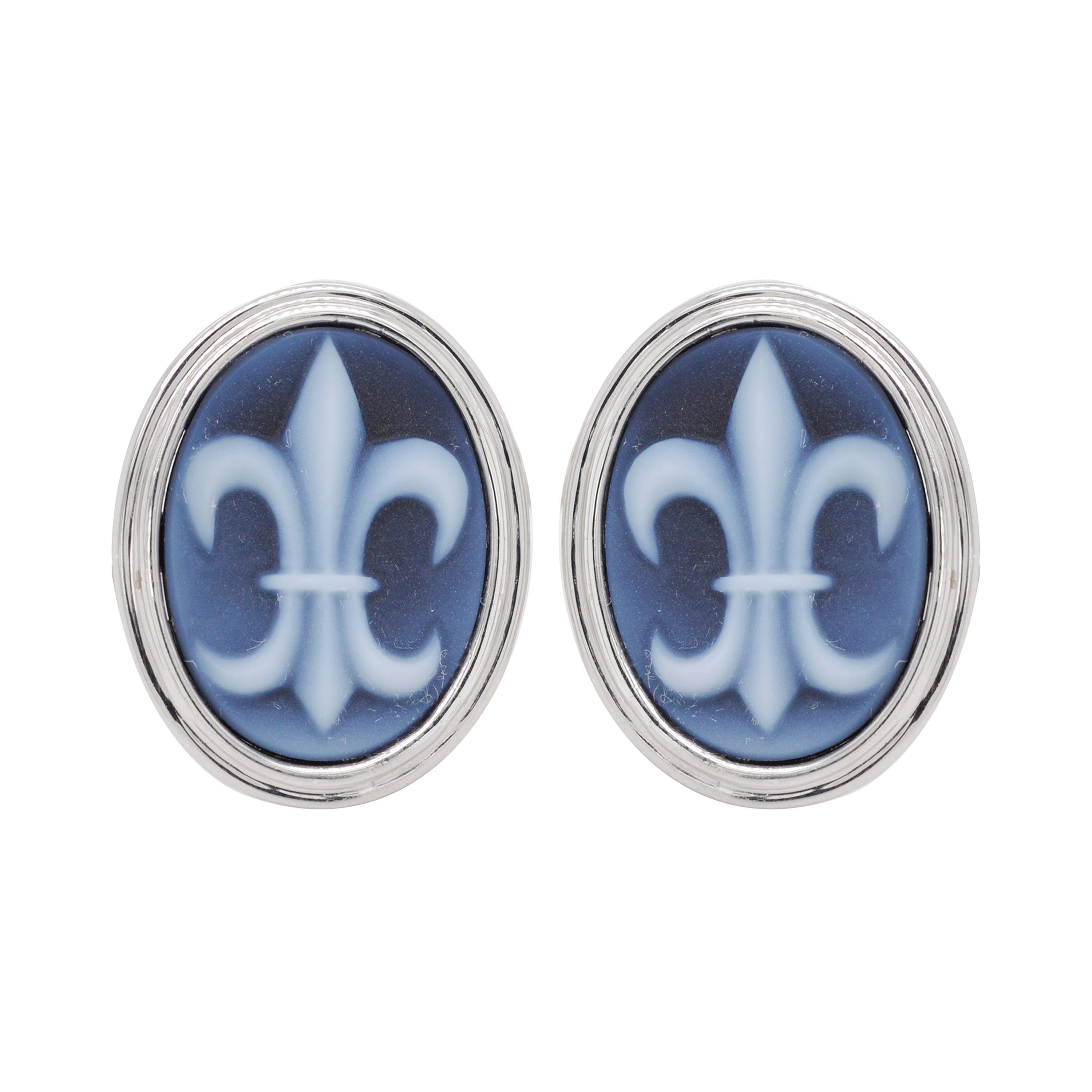 Royal Symbol Fleur-de-Lis Agate Carving Sterling Silver Gemstone Cufflinks For Sale
