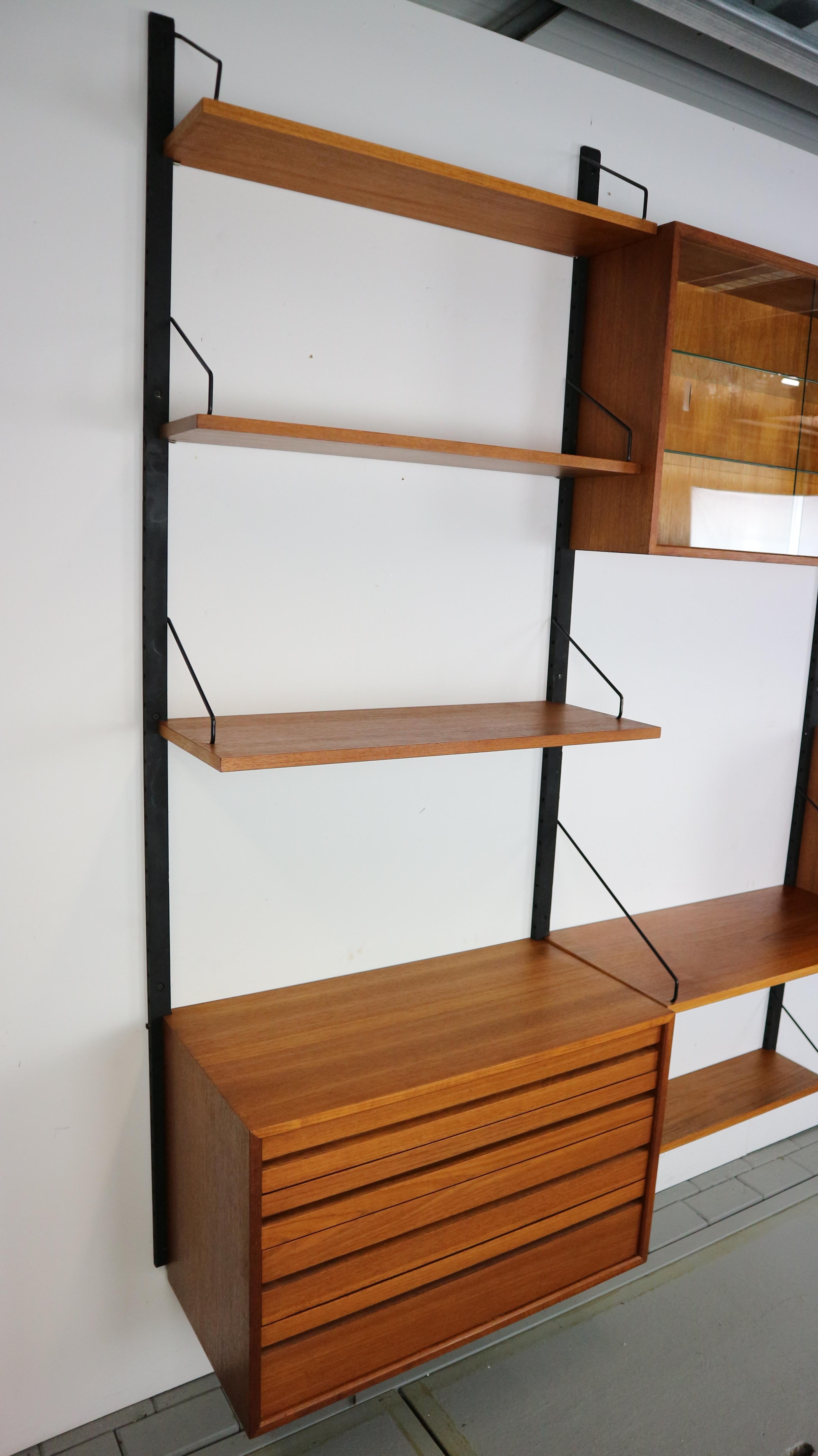 Royal System Wall Unit by Poul Cadovius for Cado, 1960s In Good Condition In The Hague, NL