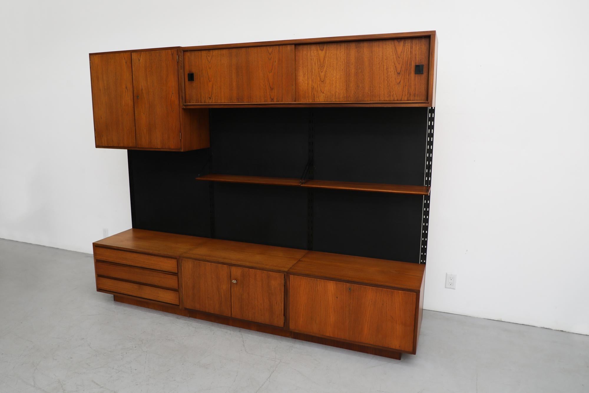 Royal System Wall Unit by Poul Cadovius with Black Vinyl Backboards 13