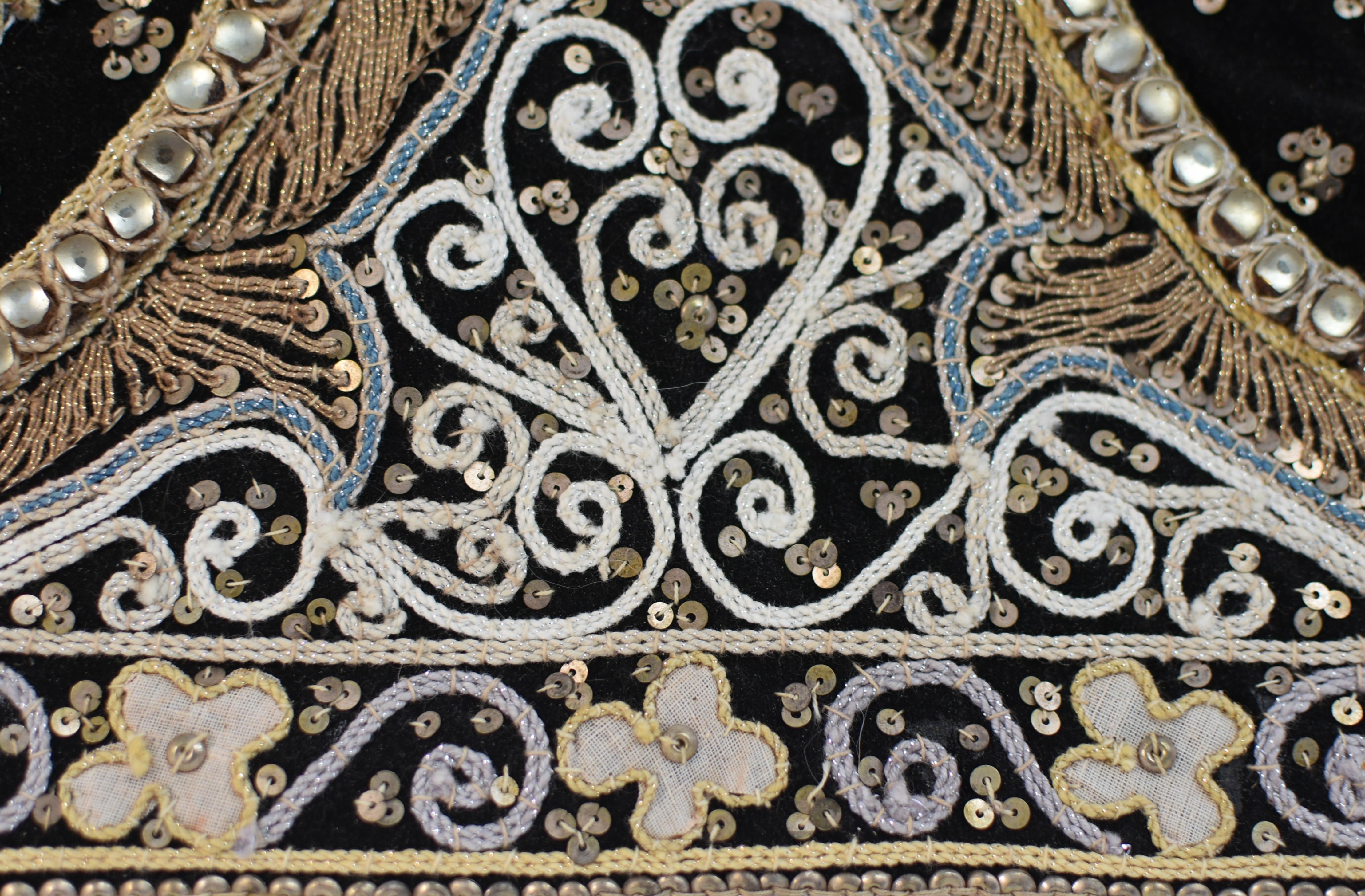 Royal Thai Embroidery Hanging Art 7