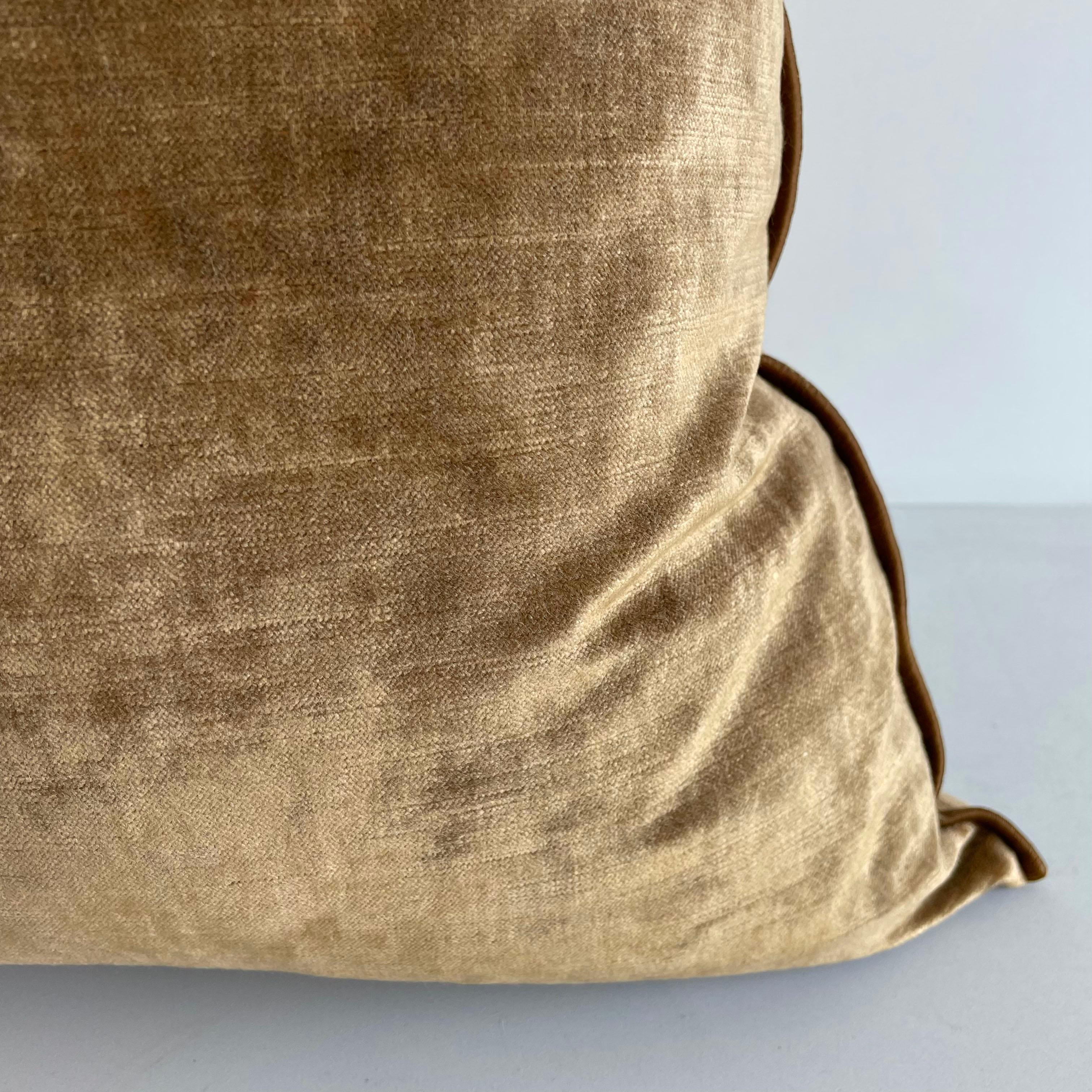 Royal Velvet Accent Pillow In New Condition For Sale In Old Town Orange, CA