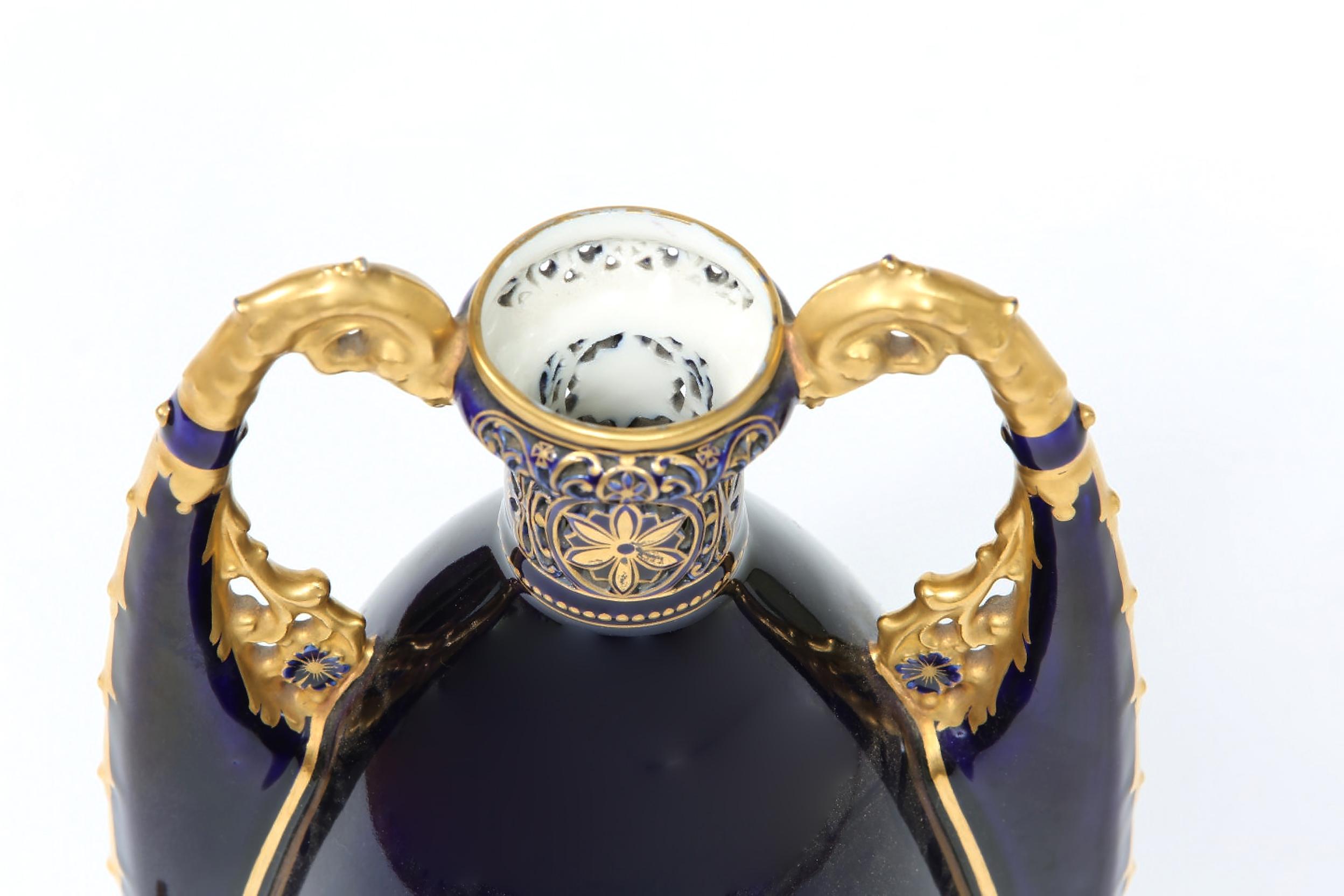 Royal Vienna Cobalt / Gold Porcelain Lidded Urn 3