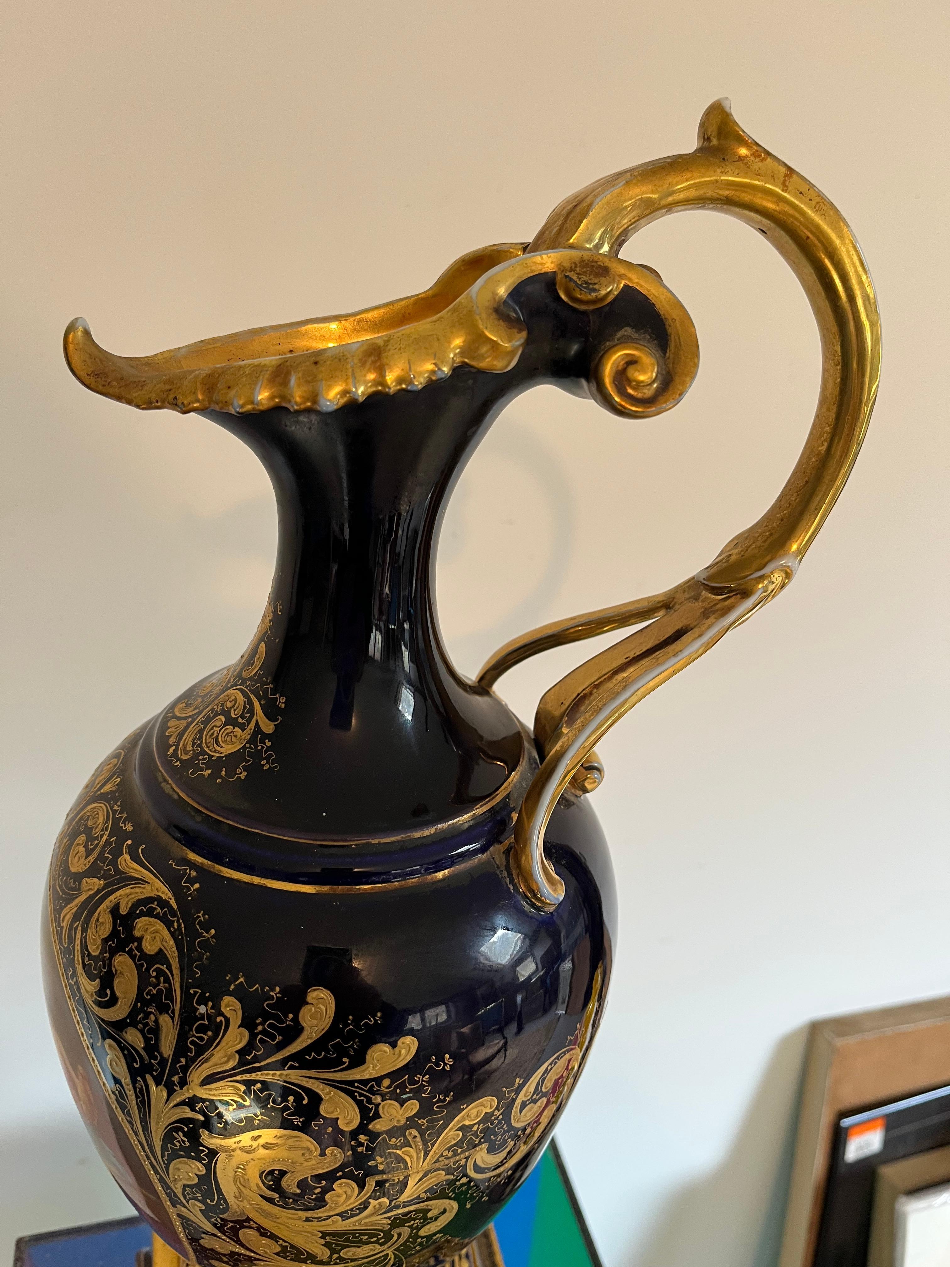 Porcelaine Aiguière royale de Vienne, 19e siècle en vente