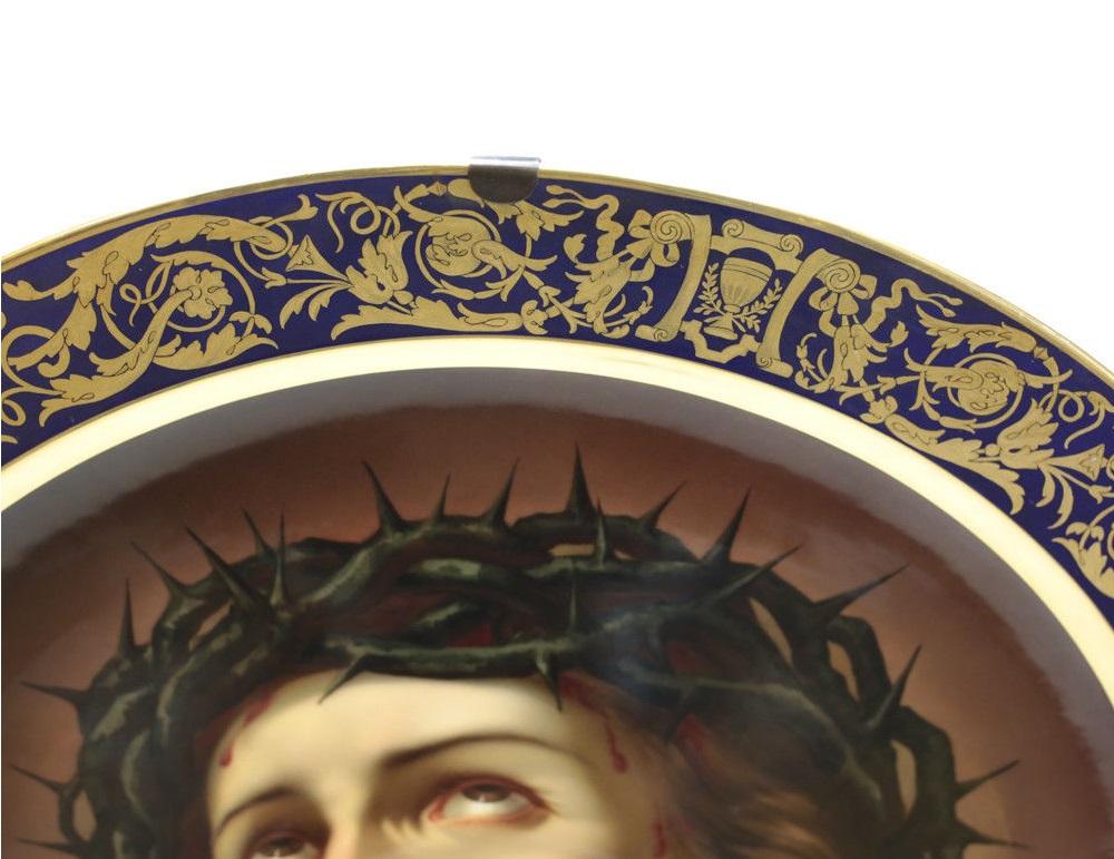 Royal Vienna Large Porcelain Portrait Charger of Jesus by H. Stadler, 1890 In Good Condition For Sale In Pasadena, CA