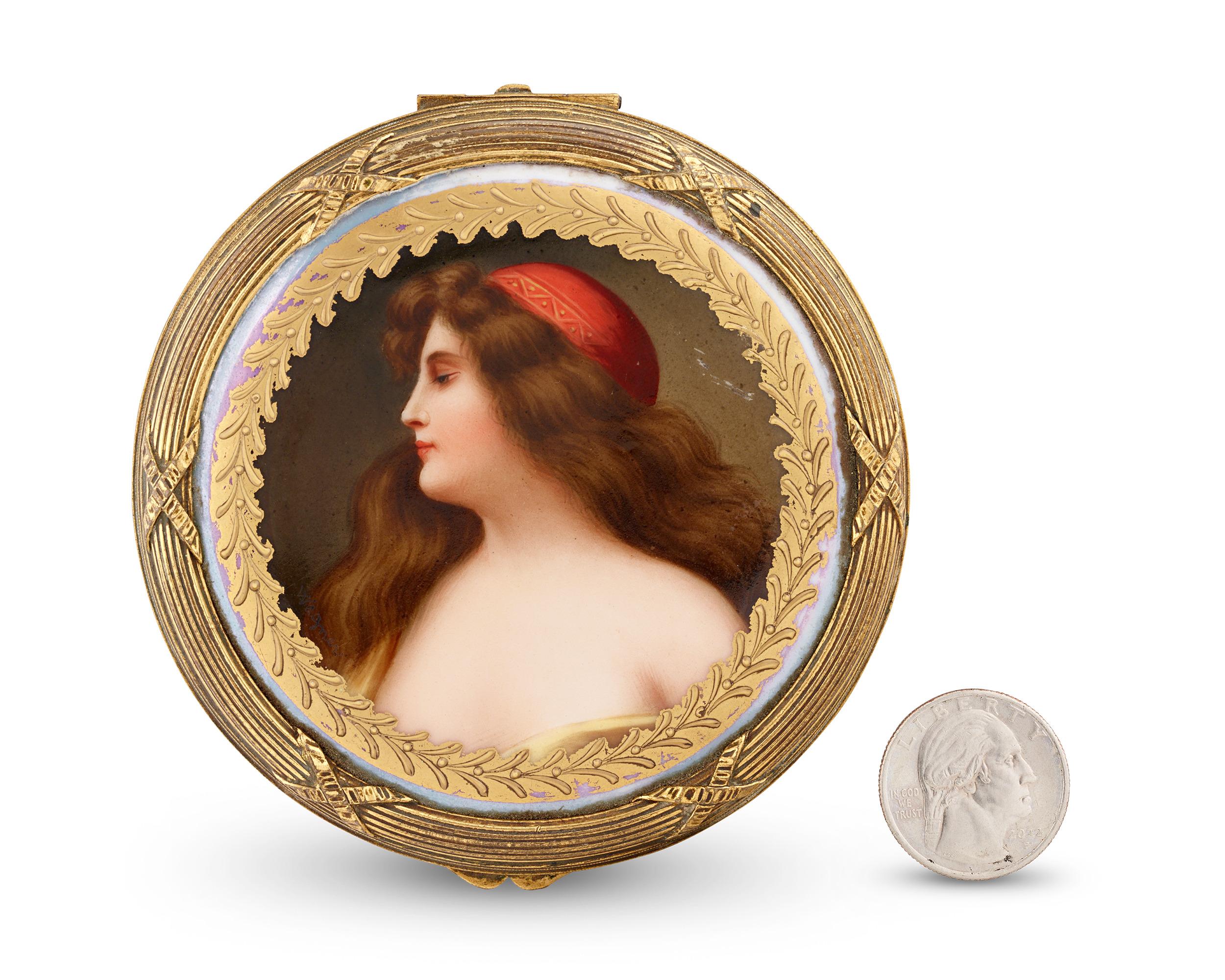 Royal Vienna Porcelain Dose von Franz Wagner im Zustand „Gut“ im Angebot in New Orleans, LA