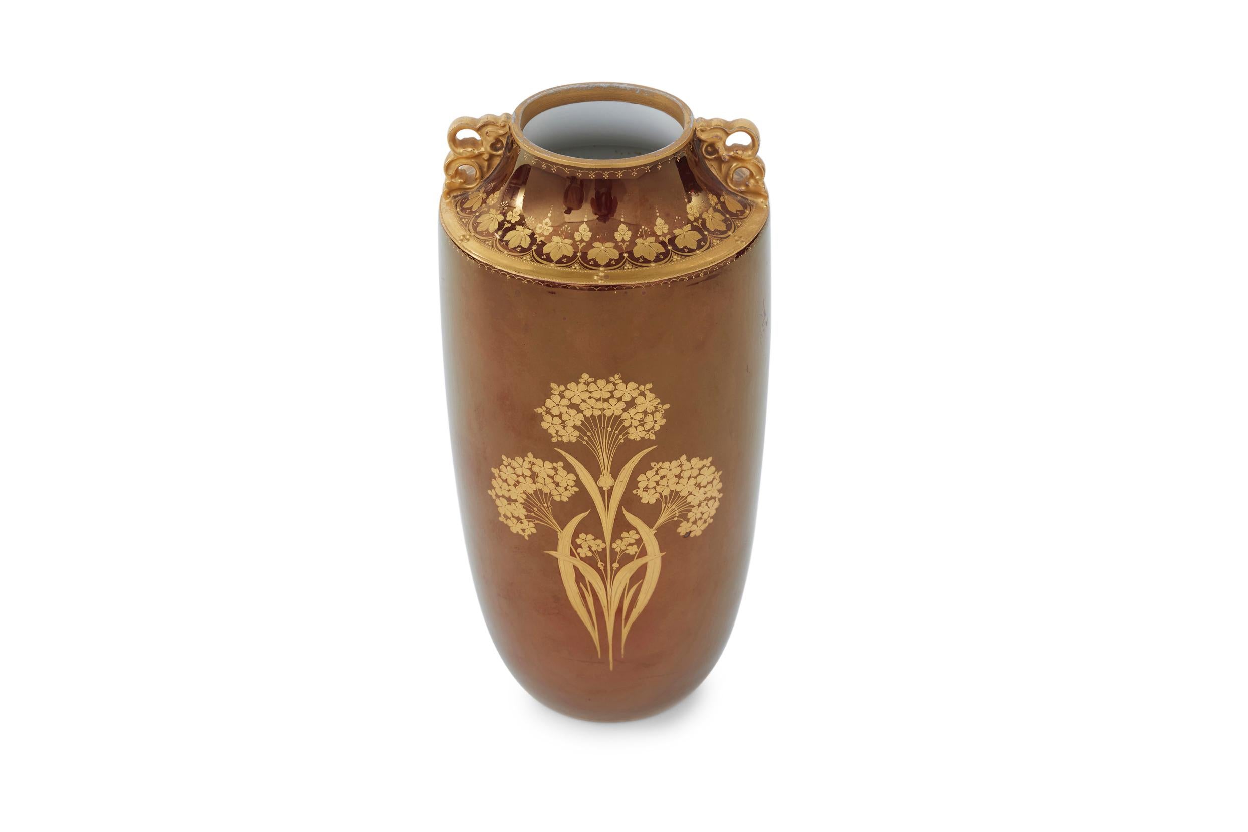 Royal Vienna gilt gold porcelain decorative vase / piece with exterior design details. The vase / piece was painted by Wagner Finely, ackermann & Frit Gesetzlich Geschutzt trademark, Retailed by Bros new york in the first half 20th century. The