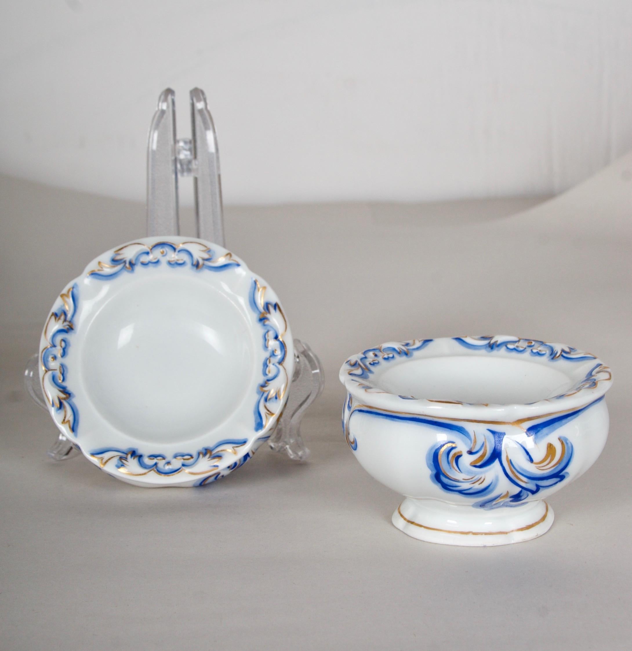 Autrichien 1851 Imperial Vienna Porcelain 27 piece Service for 18, very rare en vente