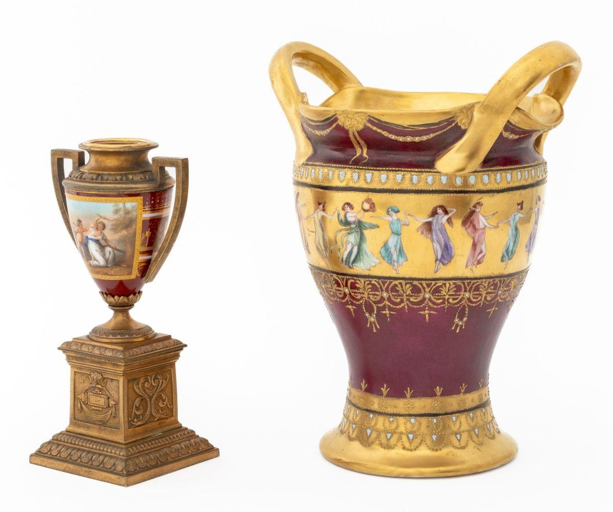 Neoclassical Royal Vienna Porcelain Vases, 2 For Sale