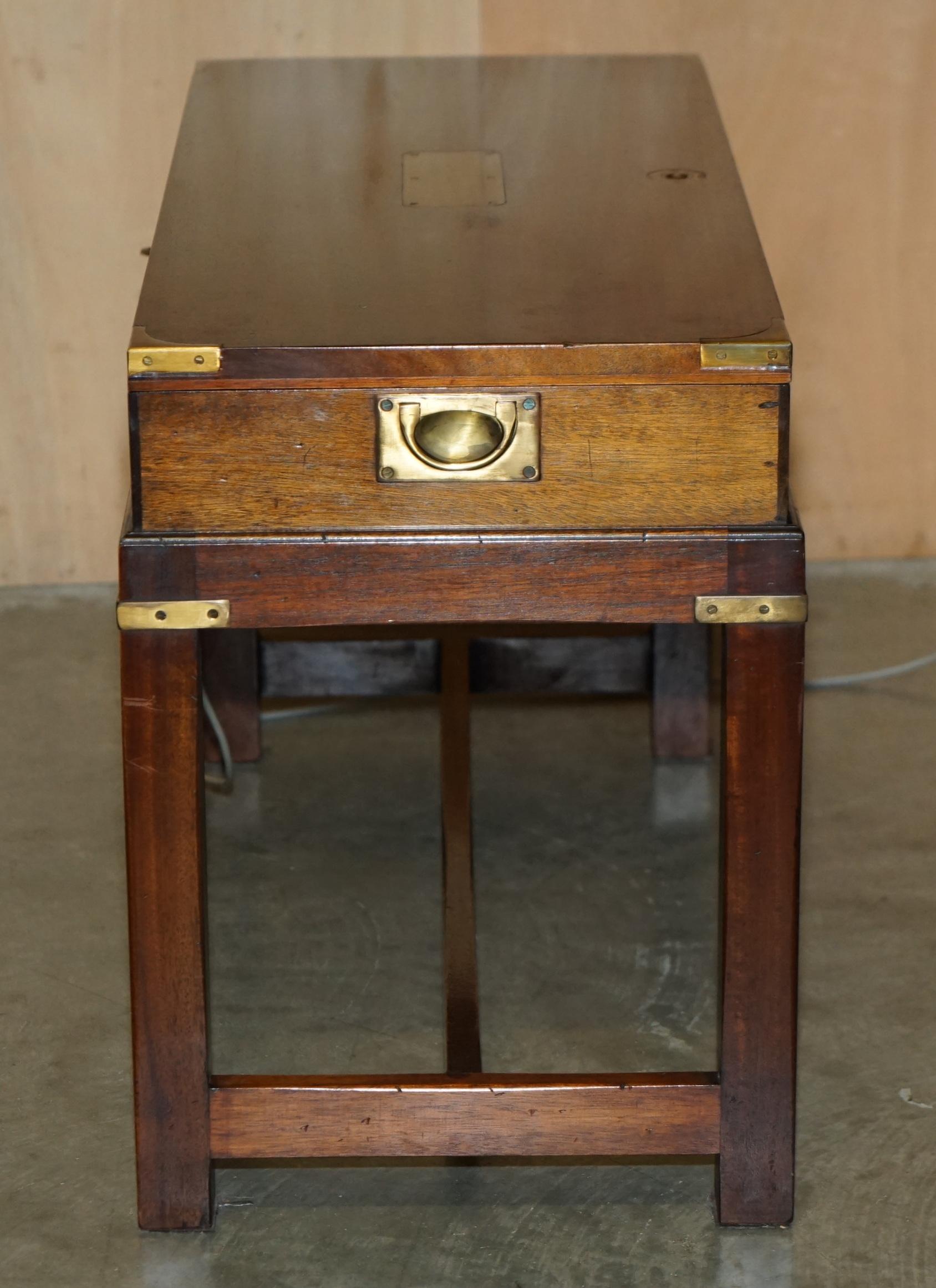 Mid-20th Century ROYAL WARRANT MiLITARY CAMPAIGN DYNATRON HFC 65 RECORD PLAYER RADIO COFFEE TABLE For Sale