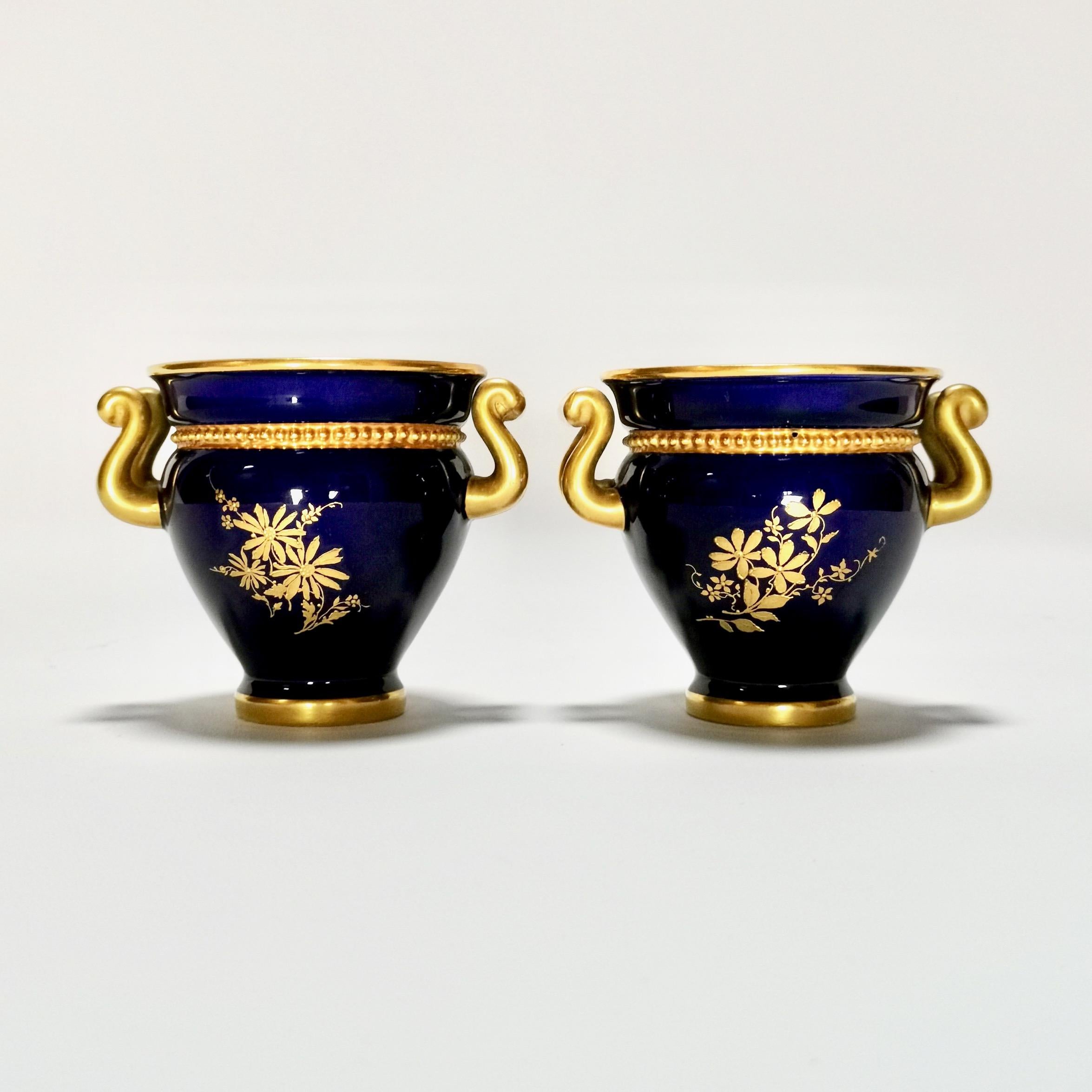 Edwardian Royal Worcester 2 Porcelain Glaux Vases, Mazarine Blue, Flowers by H Chair, 1905