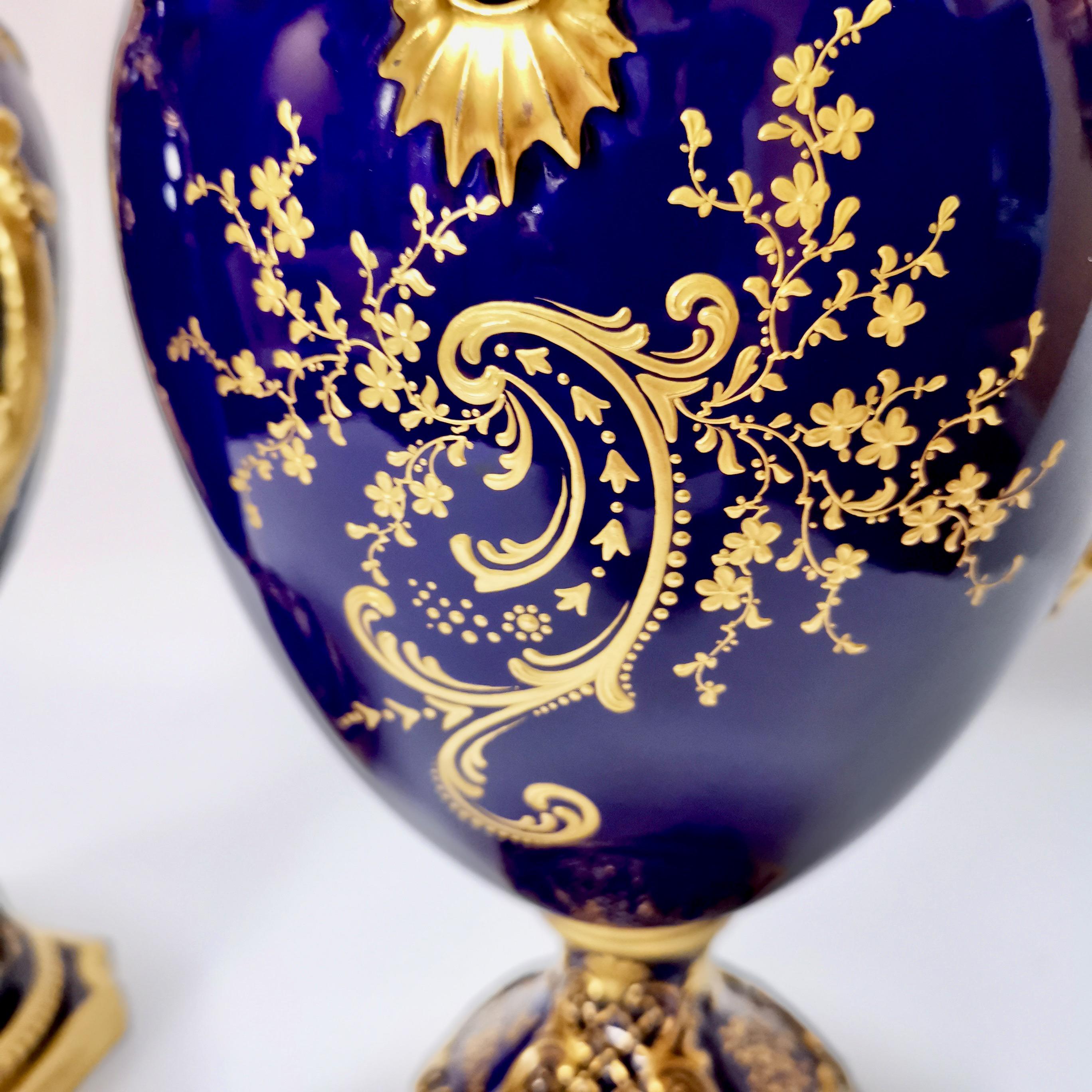 Royal Worcester 2 Porcelain Vases, Mazarine Blue, Orchids Signed F Roberts, 1901 6