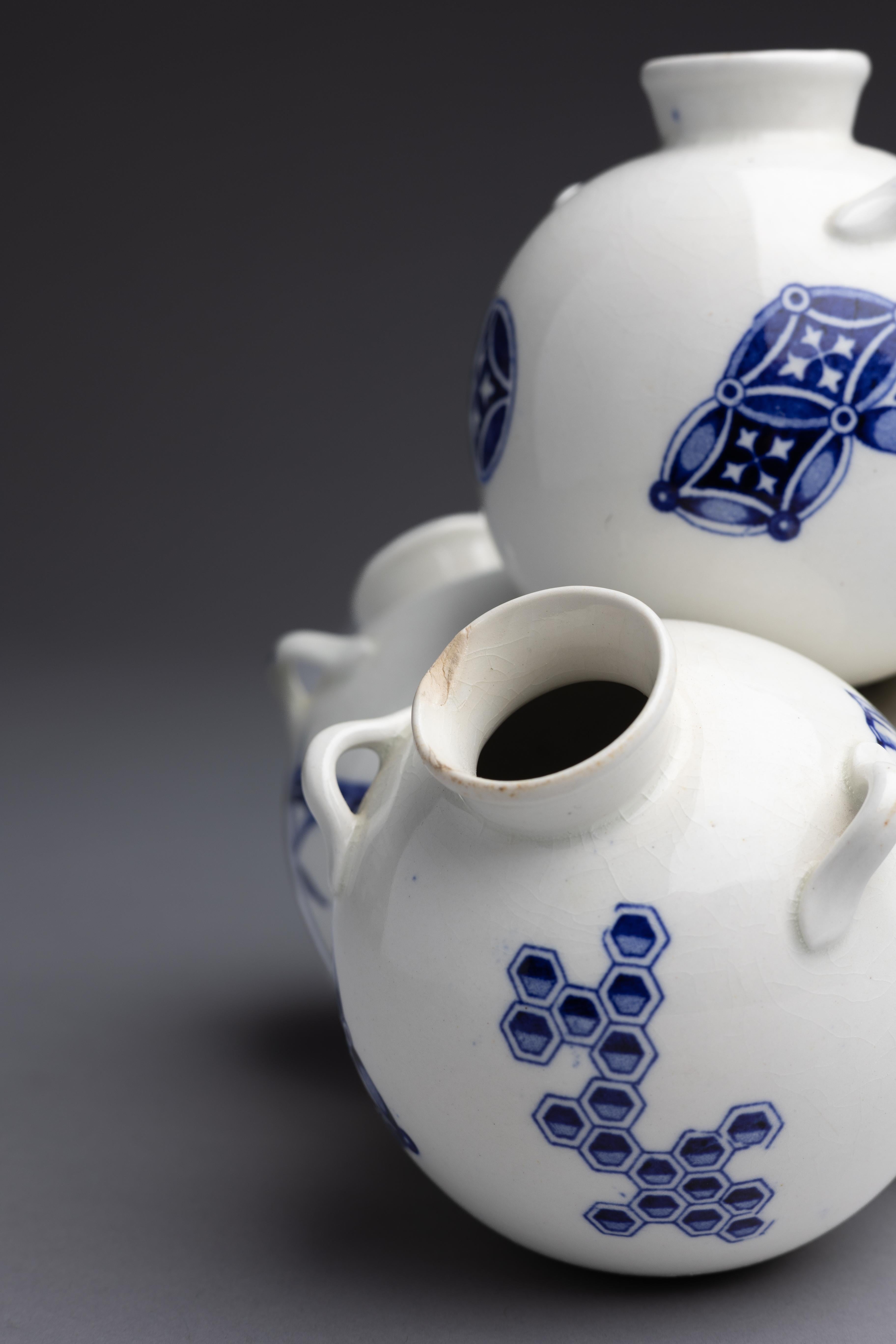 Royal Worcester Aesthetic Movement Japonisme Porcelain Vase For Sale 1