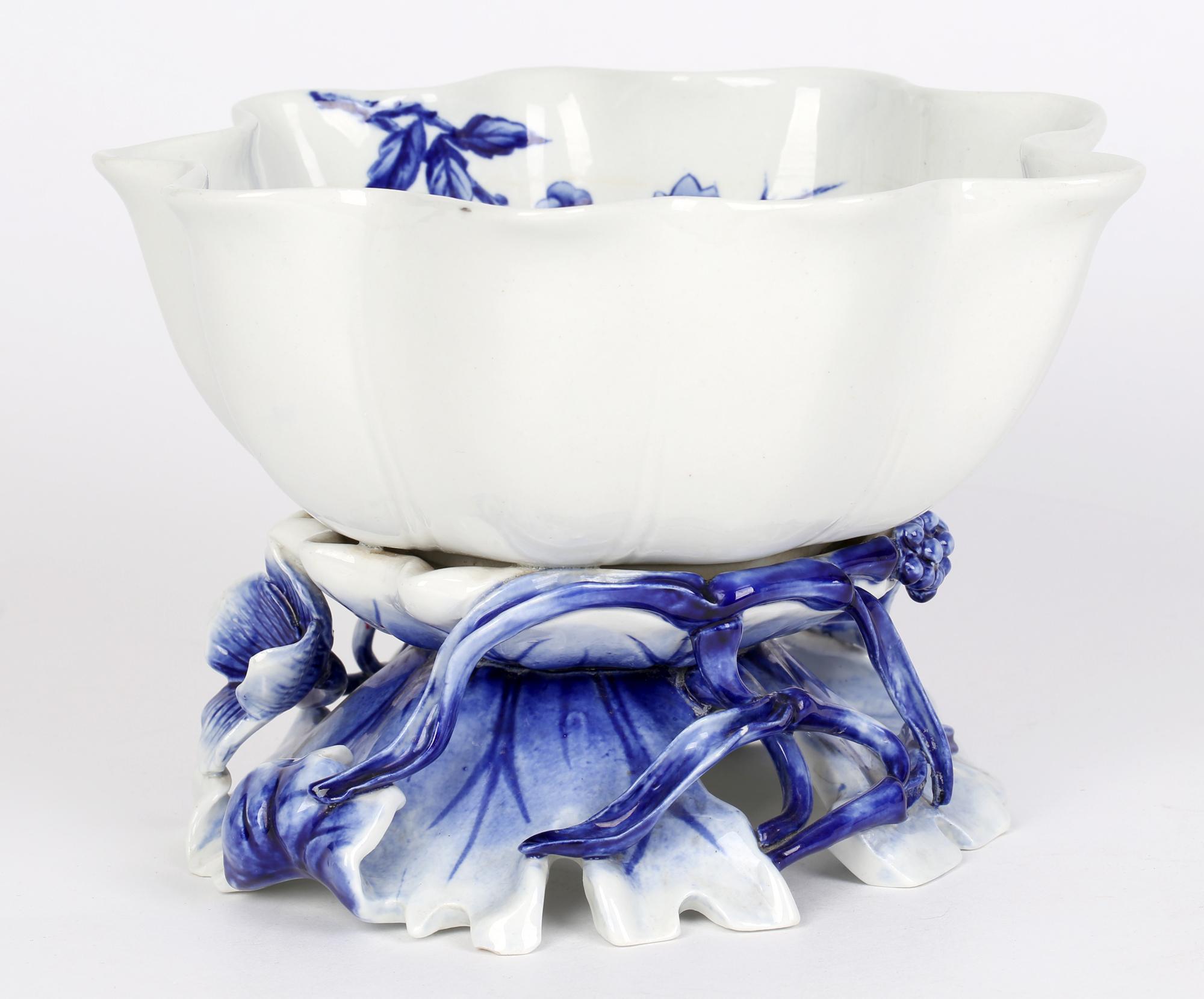 Royal Worcester Aesthetic Period Japonesque Style Porcelain Lotus Flower Bowl For Sale 8
