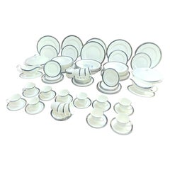 Servicio de cena «Black Platinum» de Royal Worcester, para 12 comensales, porcelana fina