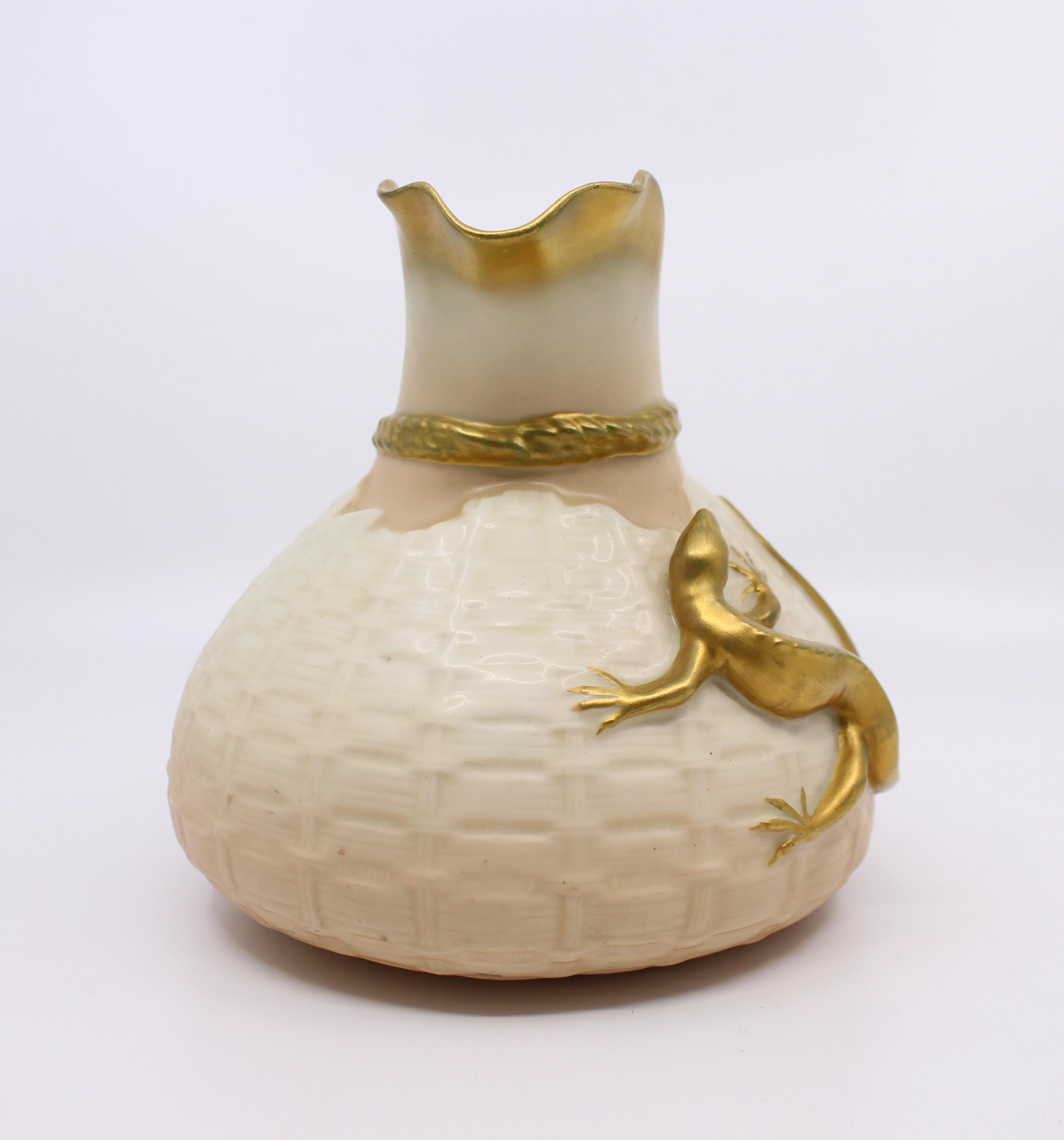 British Royal Worcester Blush Pattern 1714 Lizard Jug, 1930 For Sale