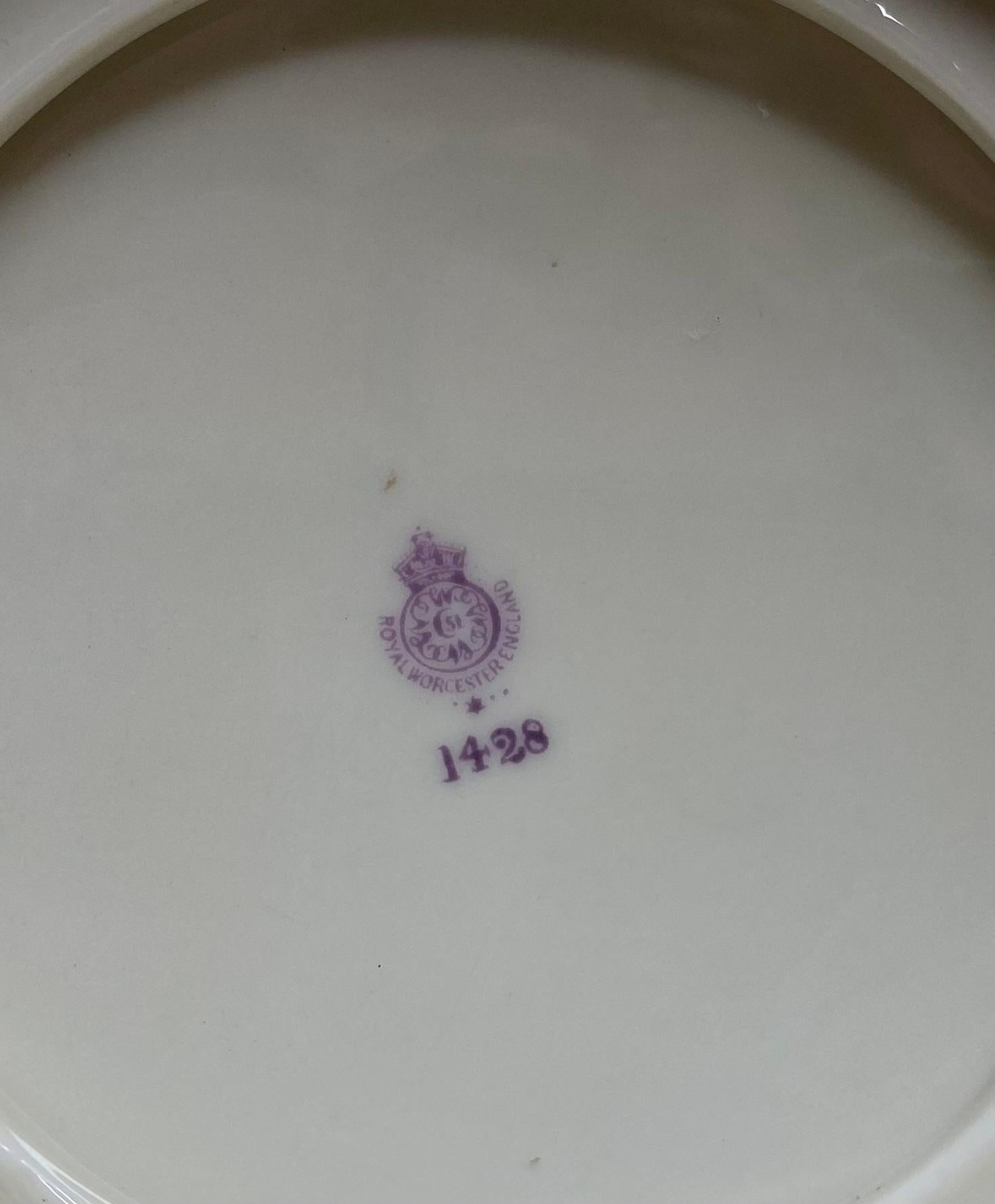 Royal Worcester bough pot, Highland Cattle, John Stinton, d. 1918. For Sale 3