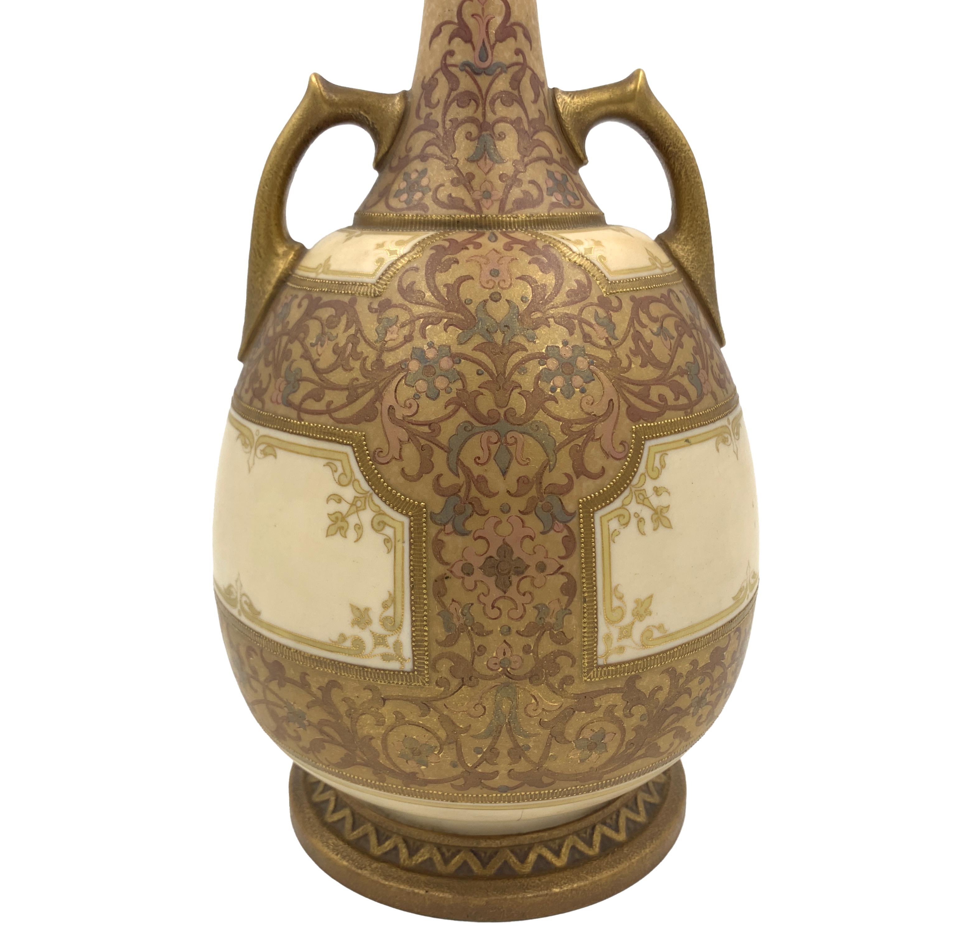 Royal Worcester Ceramic Vase, Late 19th Century In Good Condition In London, GB