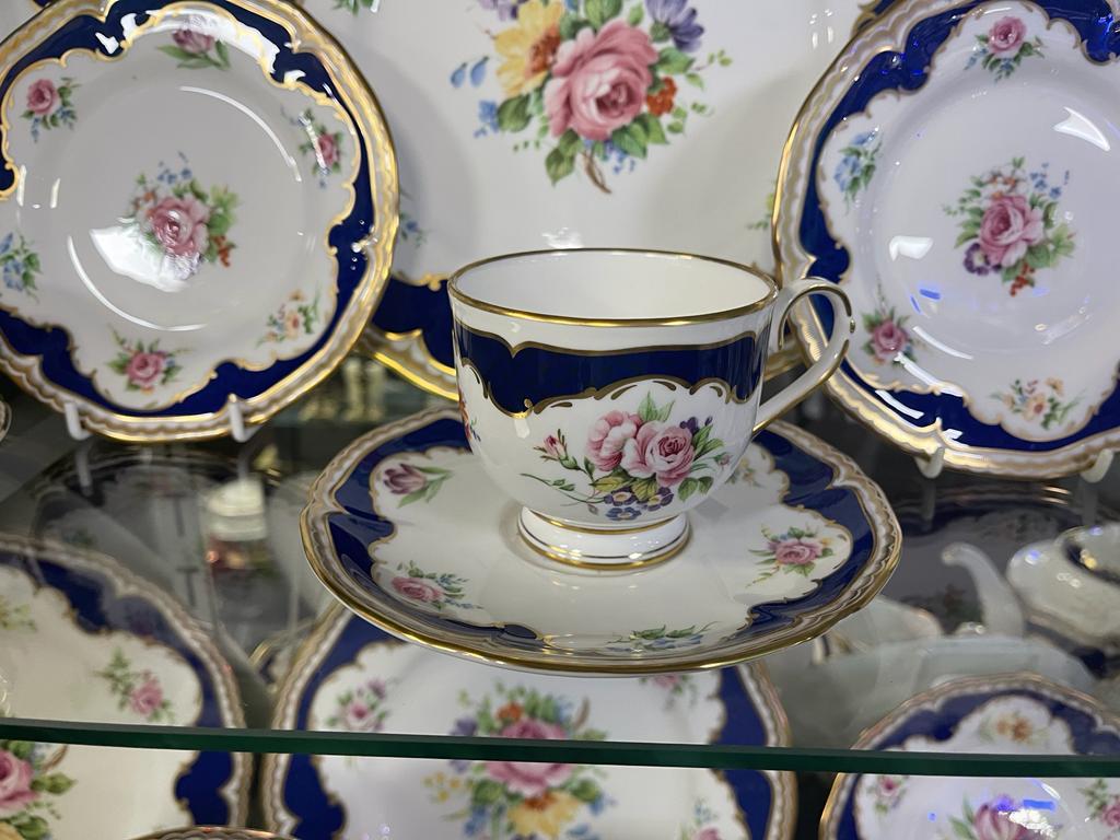 Vajilla de porcelana de 70 piezas 