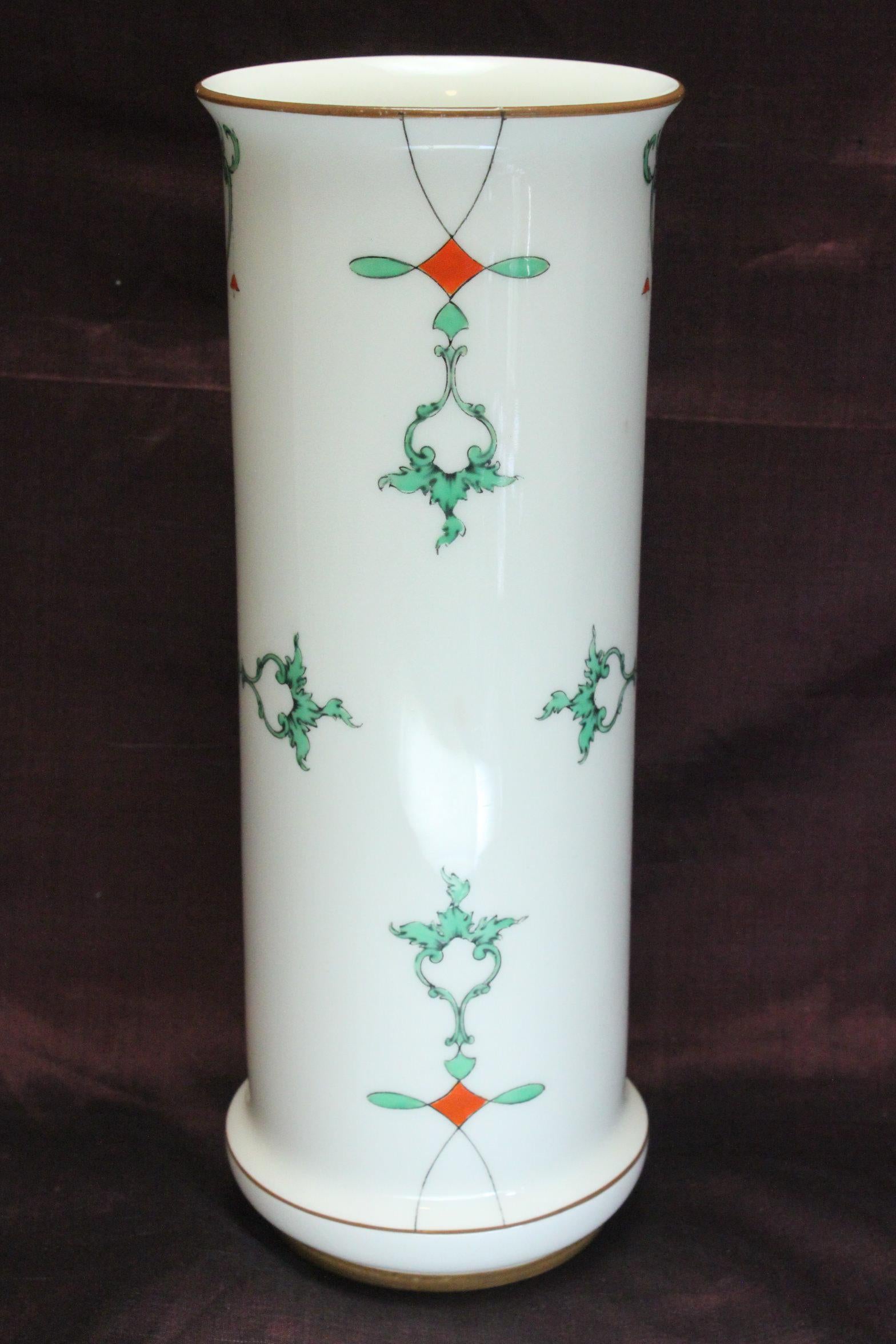 English Royal Worcester Chinoiserie Vase For Sale