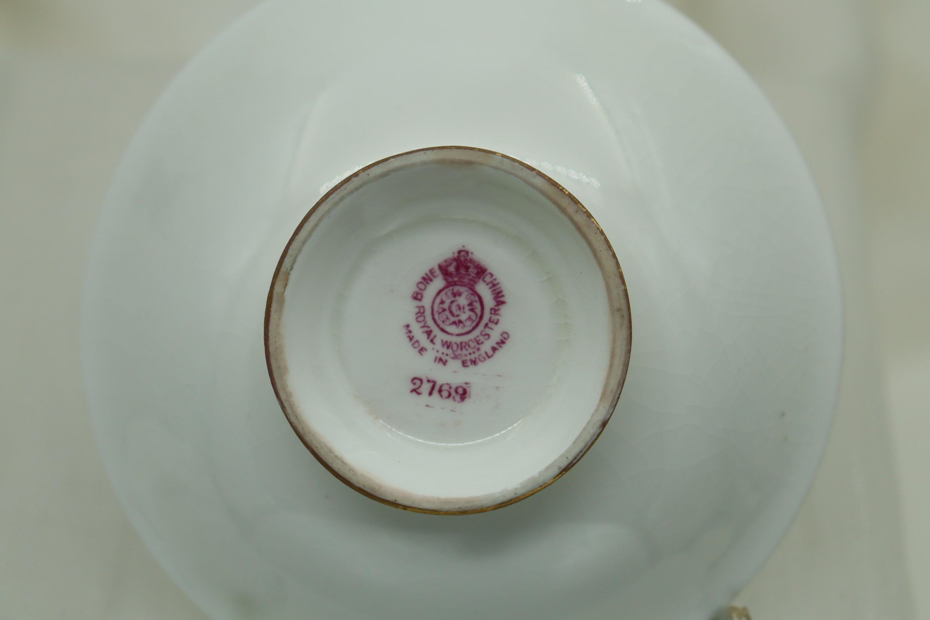 Hand-Painted Royal Worcester dish painted by James Stinton For Sale