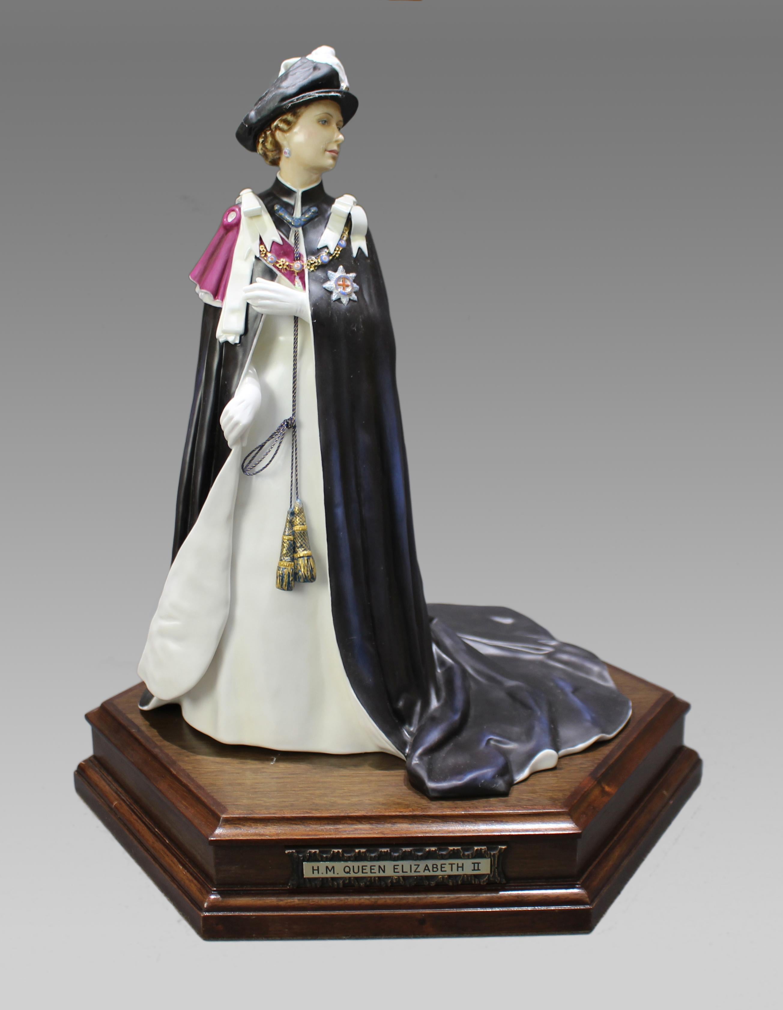 Royal worcester Elizabeth II by Ronald van Ruyckevelt


Manufacturer Royal Worcester, Made in England, 1976

Modelled by Ronald van Ruyckevelt

Series Queens Regnant

Limited Edition Produced in a limited numbered edition of 250, of which