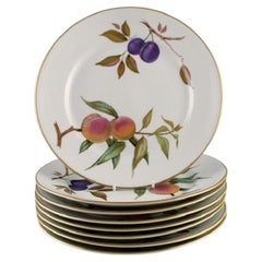Royal Worcester, England. Eight Evesham Dinner Plates in Porcelain
