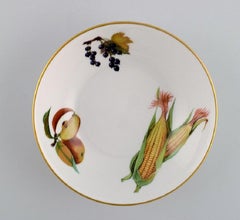 Royal Worcester, England. Eight Evesham Porcelain Bowls Decorated with Fruits
