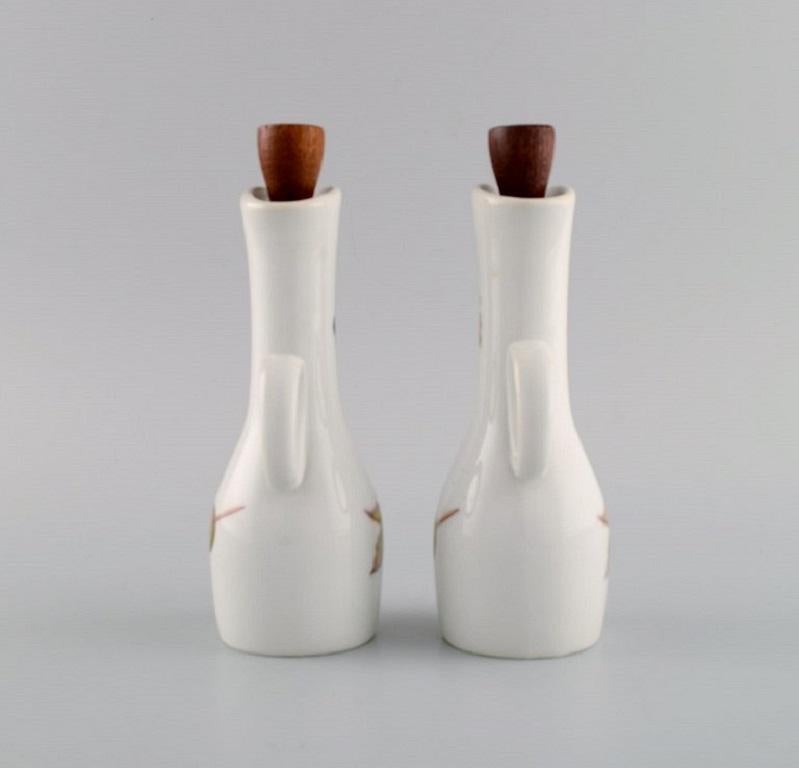 Late 20th Century Royal Worcester, England. Evesham Oil / Vinegar Set in Porcelain For Sale